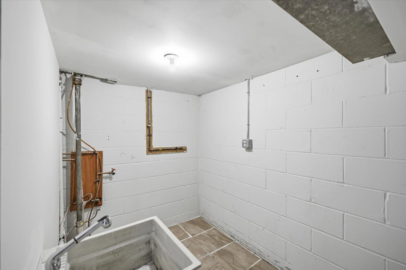 View of Residential at 5206 Xerxes Avenue, Minneapolis MN 55430, Minneapolis (19 of 28) - Mike Wilen | Minnesota Team Real Estate