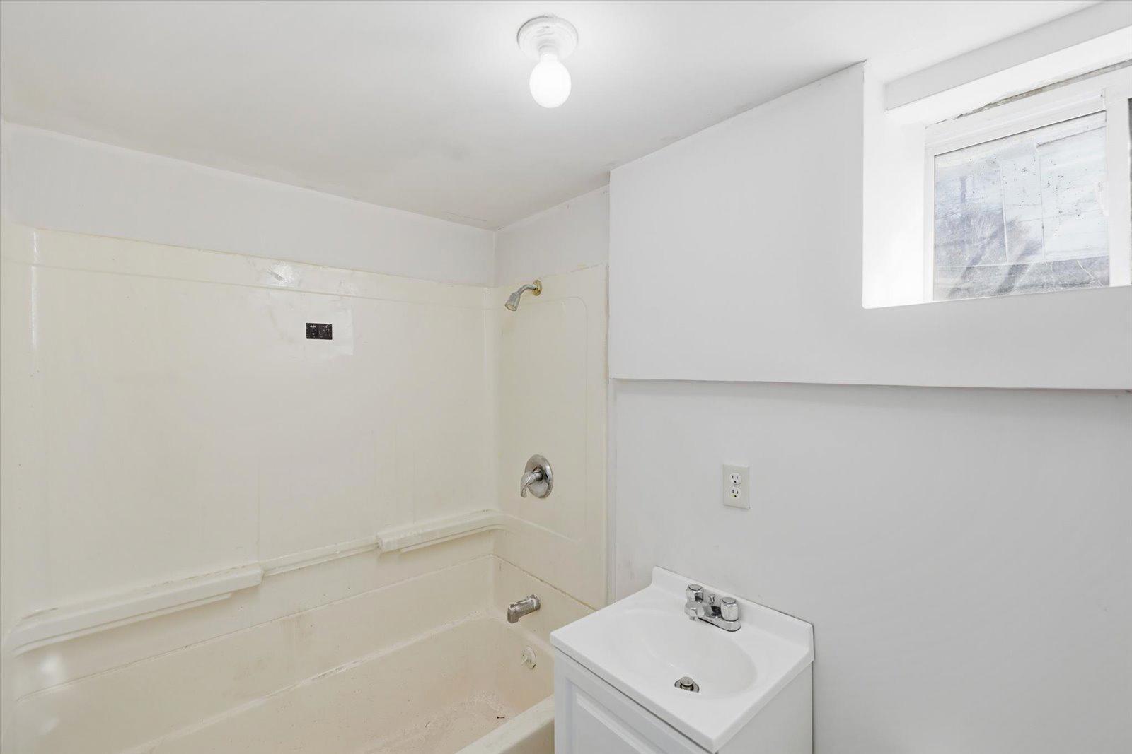View of Residential at 5206 Xerxes Avenue, Minneapolis MN 55430, Minneapolis (18 of 28) - Mike Wilen | Minnesota Team Real Estate