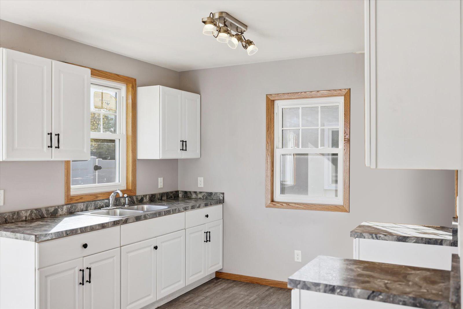 View of Residential at 5206 Xerxes Avenue, Minneapolis MN 55430, Minneapolis (5 of 28) - Mike Wilen | Minnesota Team Real Estate