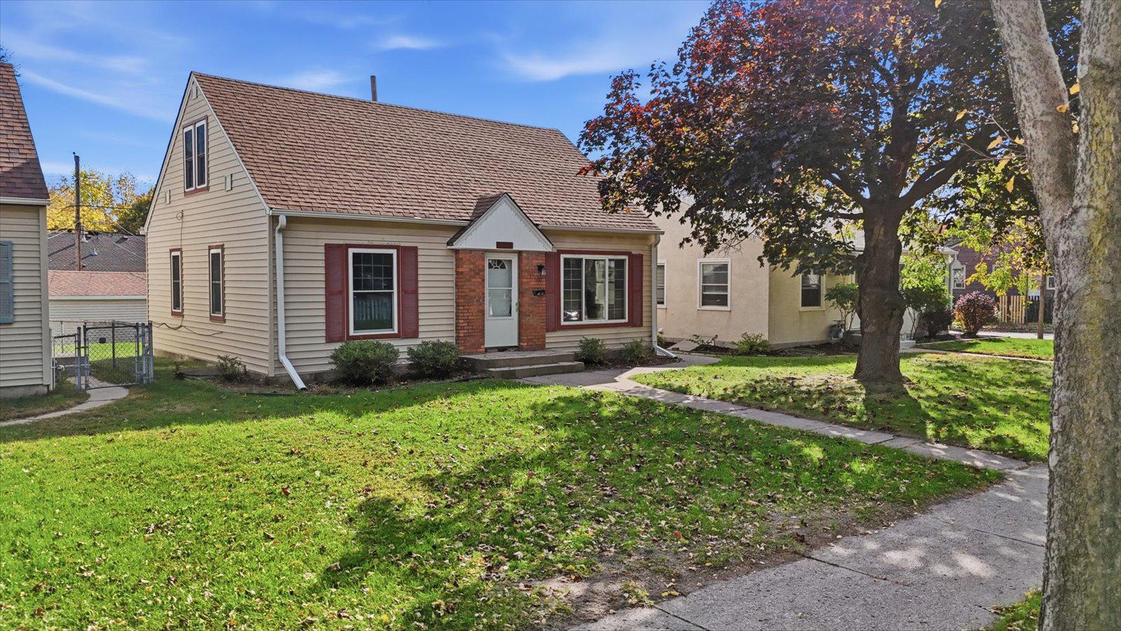 View of Residential at 5206 Xerxes Avenue, Minneapolis MN 55430, Minneapolis (22 of 28) - Mike Wilen | Minnesota Team Real Estate