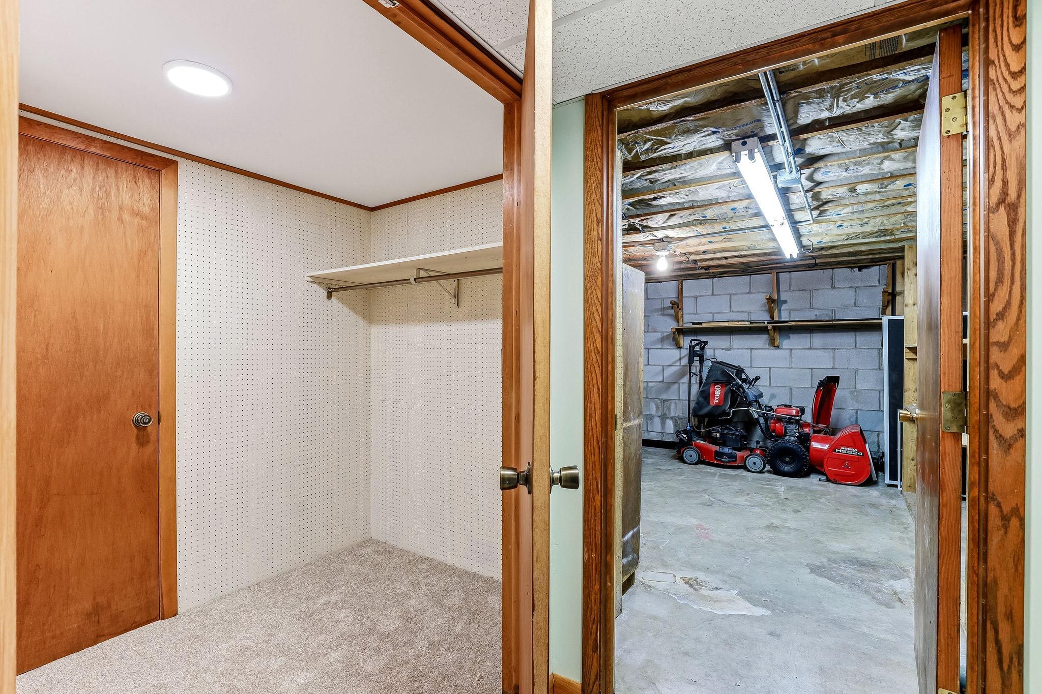 View of Residential at 1935 Flandrau Street, Maplewood MN 55109, Maplewood (30 of 43) - Mike Wilen | Minnesota Team Real Estate