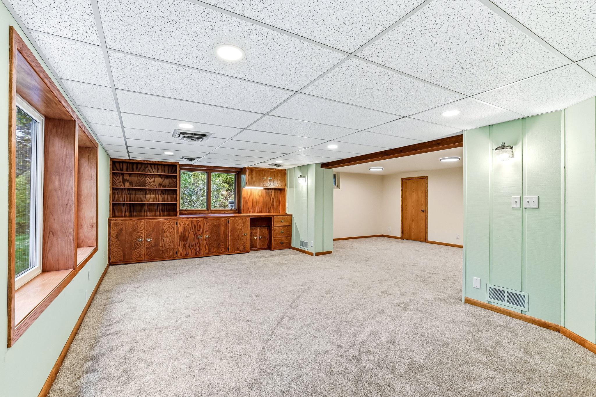 View of Residential at 1935 Flandrau Street, Maplewood MN 55109, Maplewood (29 of 43) - Mike Wilen | Minnesota Team Real Estate