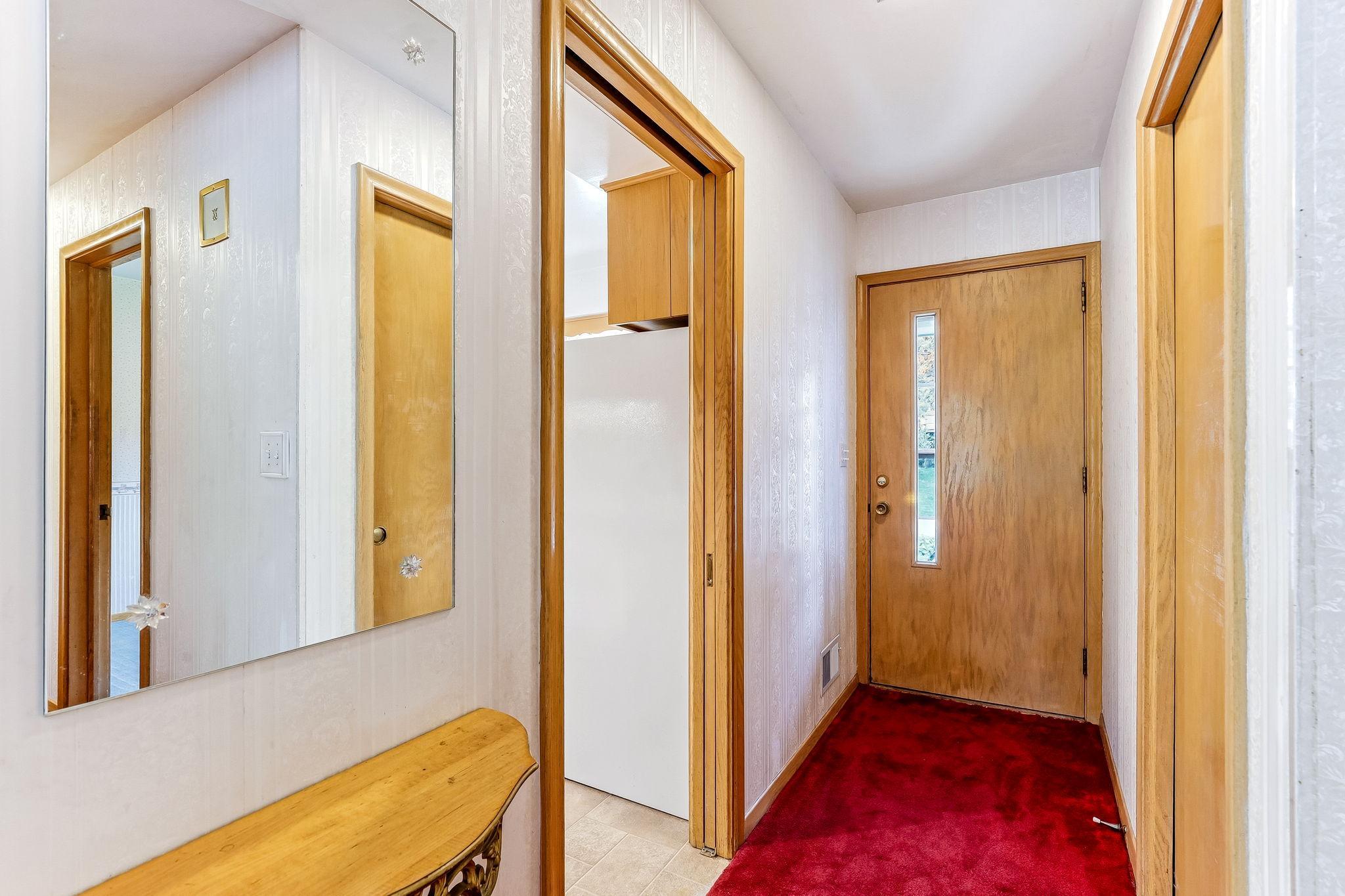 View of Residential at 1935 Flandrau Street, Maplewood MN 55109, Maplewood (4 of 43) - Mike Wilen | Minnesota Team Real Estate