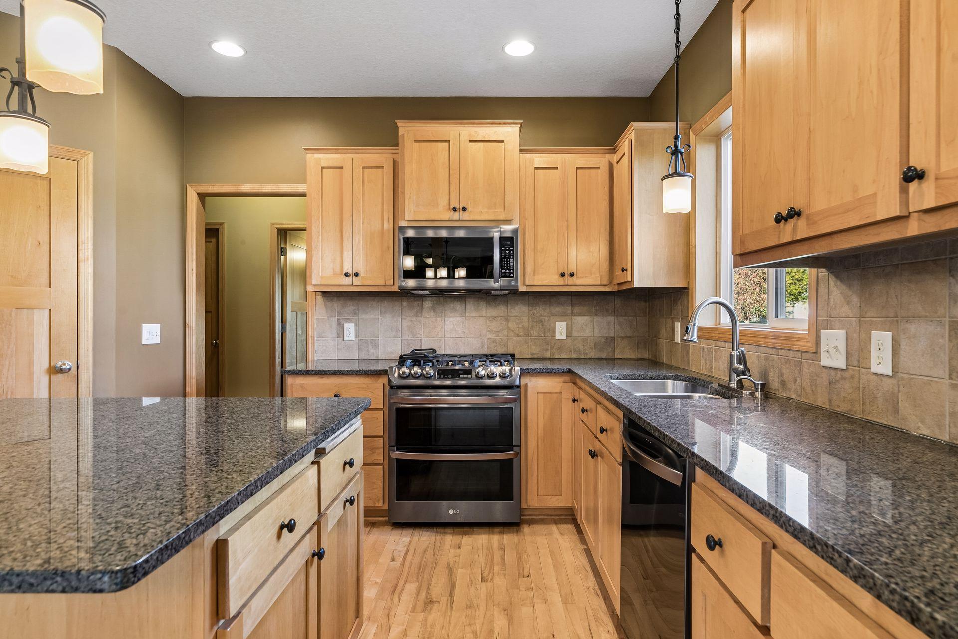 View of Residential at 6033 Summit Court, Cottage Grove MN 55016, Cottage Grove (14 of 36) - Mike Wilen | Minnesota Team Real Estate