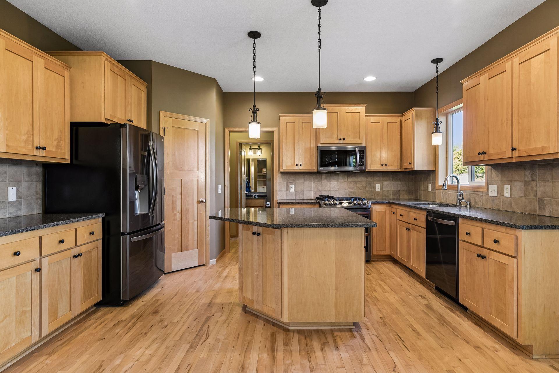 View of Residential at 6033 Summit Court, Cottage Grove MN 55016, Cottage Grove (12 of 36) - Mike Wilen | Minnesota Team Real Estate