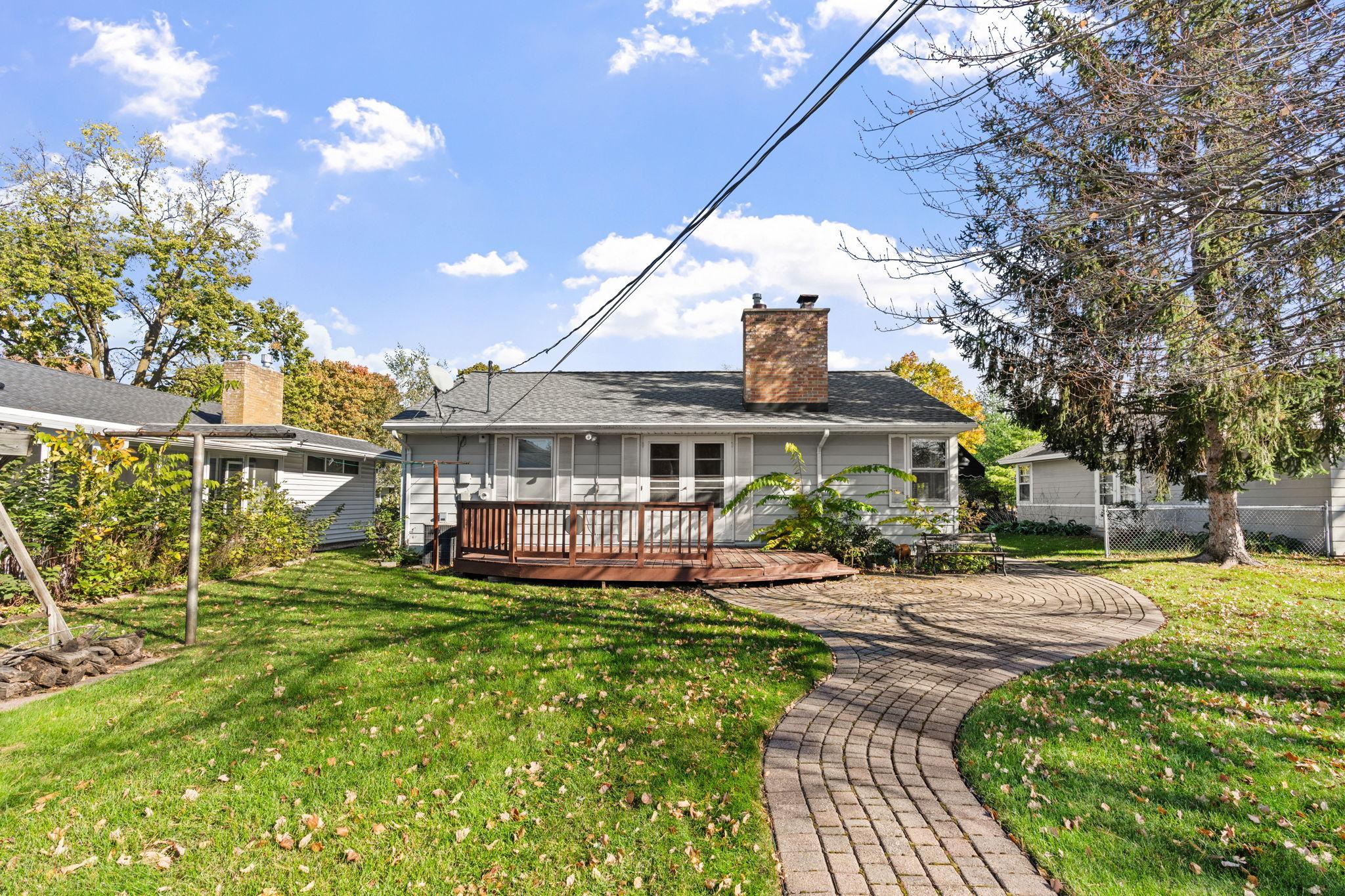 View of Residential at 5904 Queen Avenue, Minneapolis MN 55410, Minneapolis (26 of 30) - Mike Wilen | Minnesota Team Real Estate