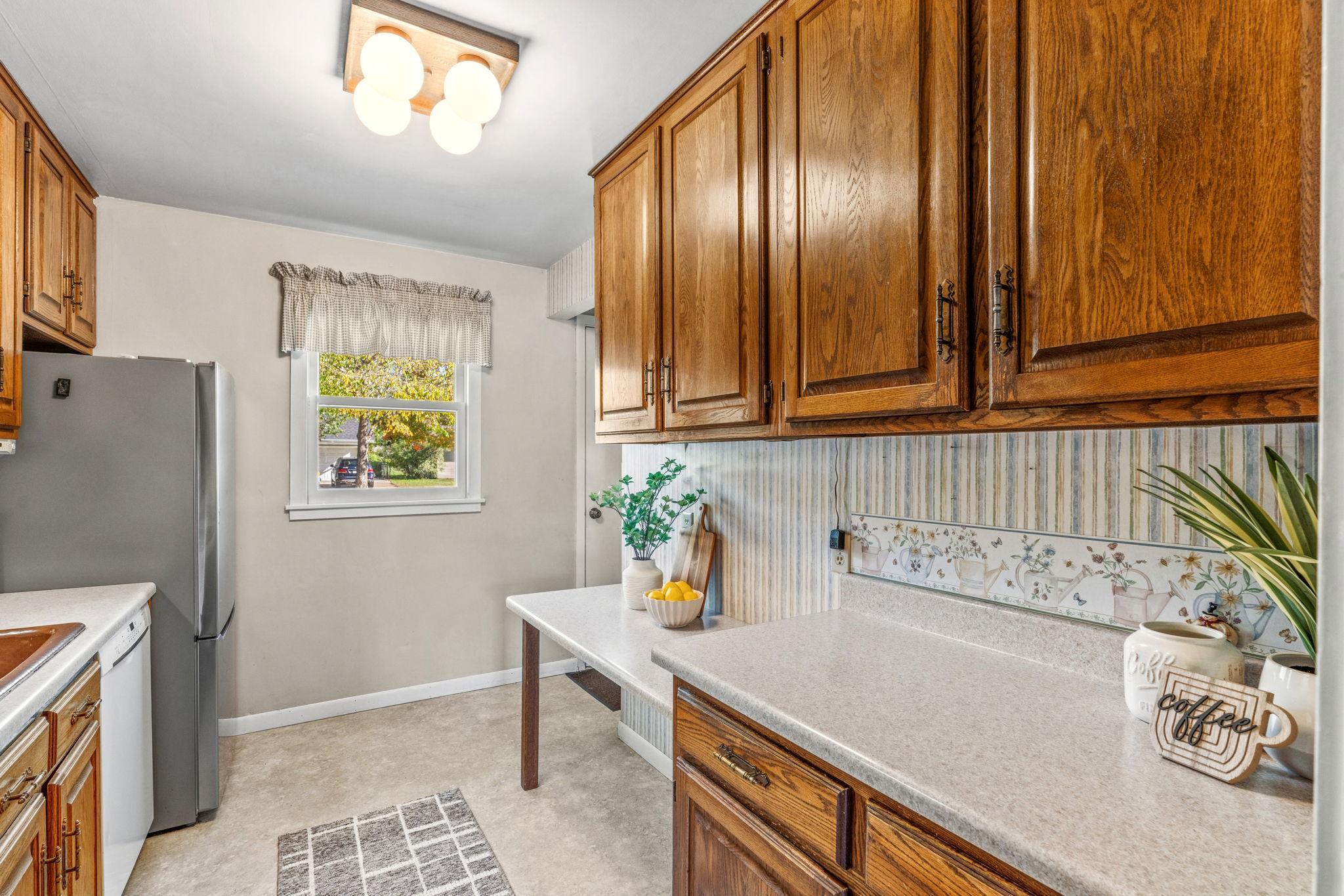 View of Residential at 5904 Queen Avenue, Minneapolis MN 55410, Minneapolis (7 of 30) - Mike Wilen | Minnesota Team Real Estate