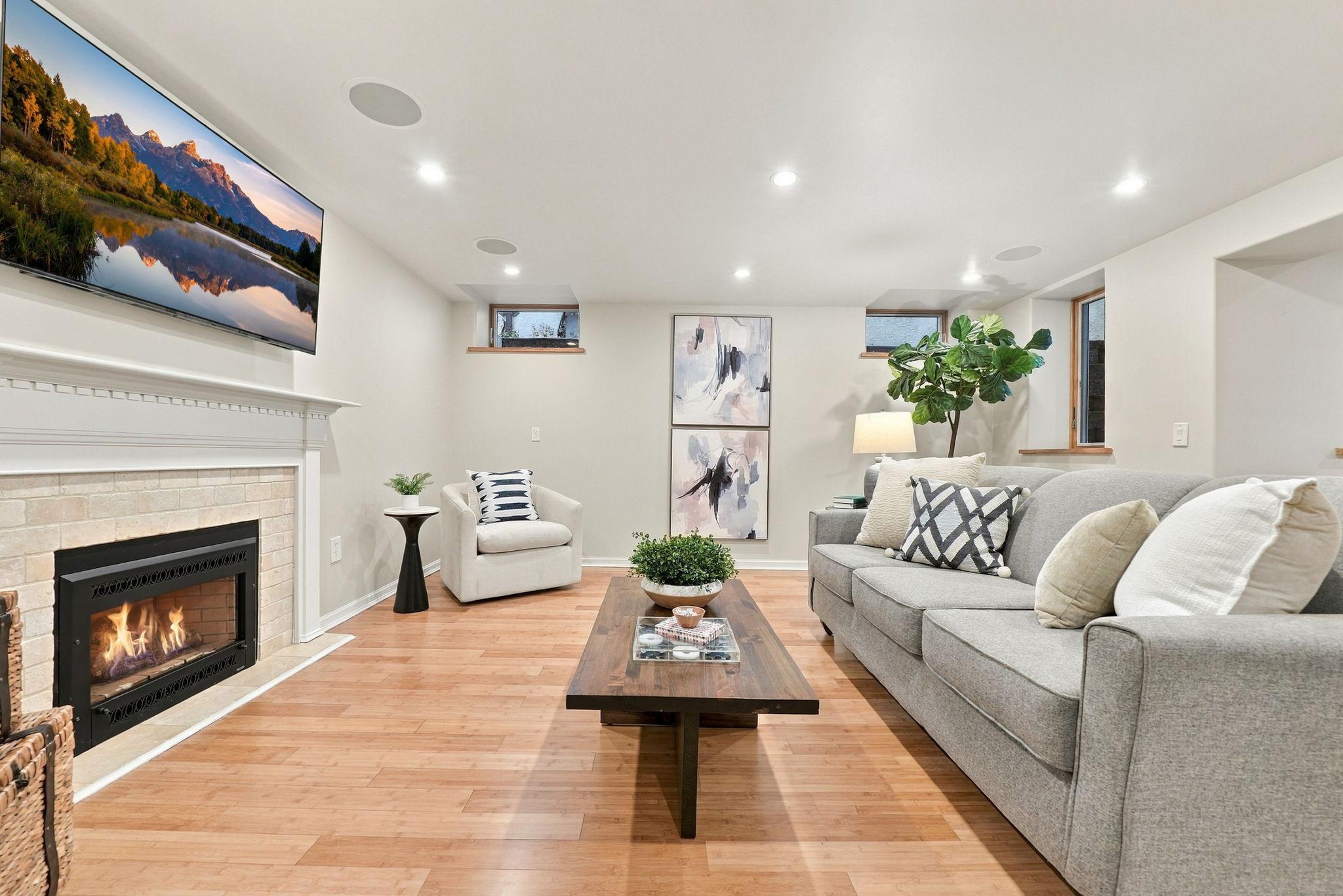 View of Residential at 2708 Ewing Avenue, Minneapolis MN 55416, Minneapolis (40 of 112) - Mike Wilen | Minnesota Team Real Estate