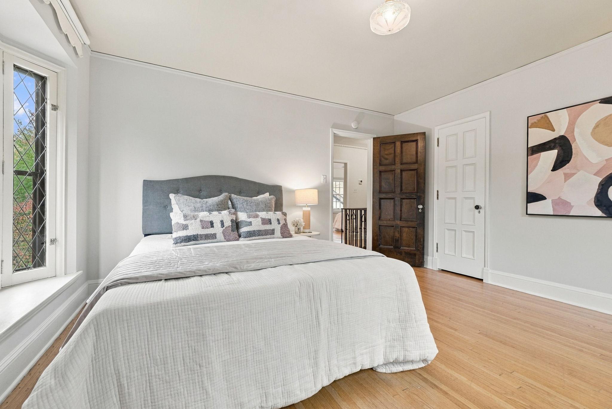 View of Residential at 2708 Ewing Avenue, Minneapolis MN 55416, Minneapolis (69 of 112) - Mike Wilen | Minnesota Team Real Estate