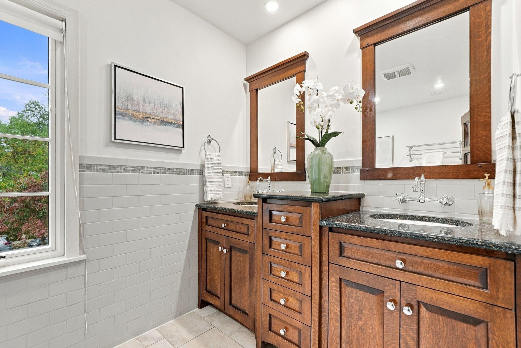 View of Residential at 2708 Ewing Avenue, Minneapolis MN 55416, Minneapolis (65 of 112) - Mike Wilen | Minnesota Team Real Estate
