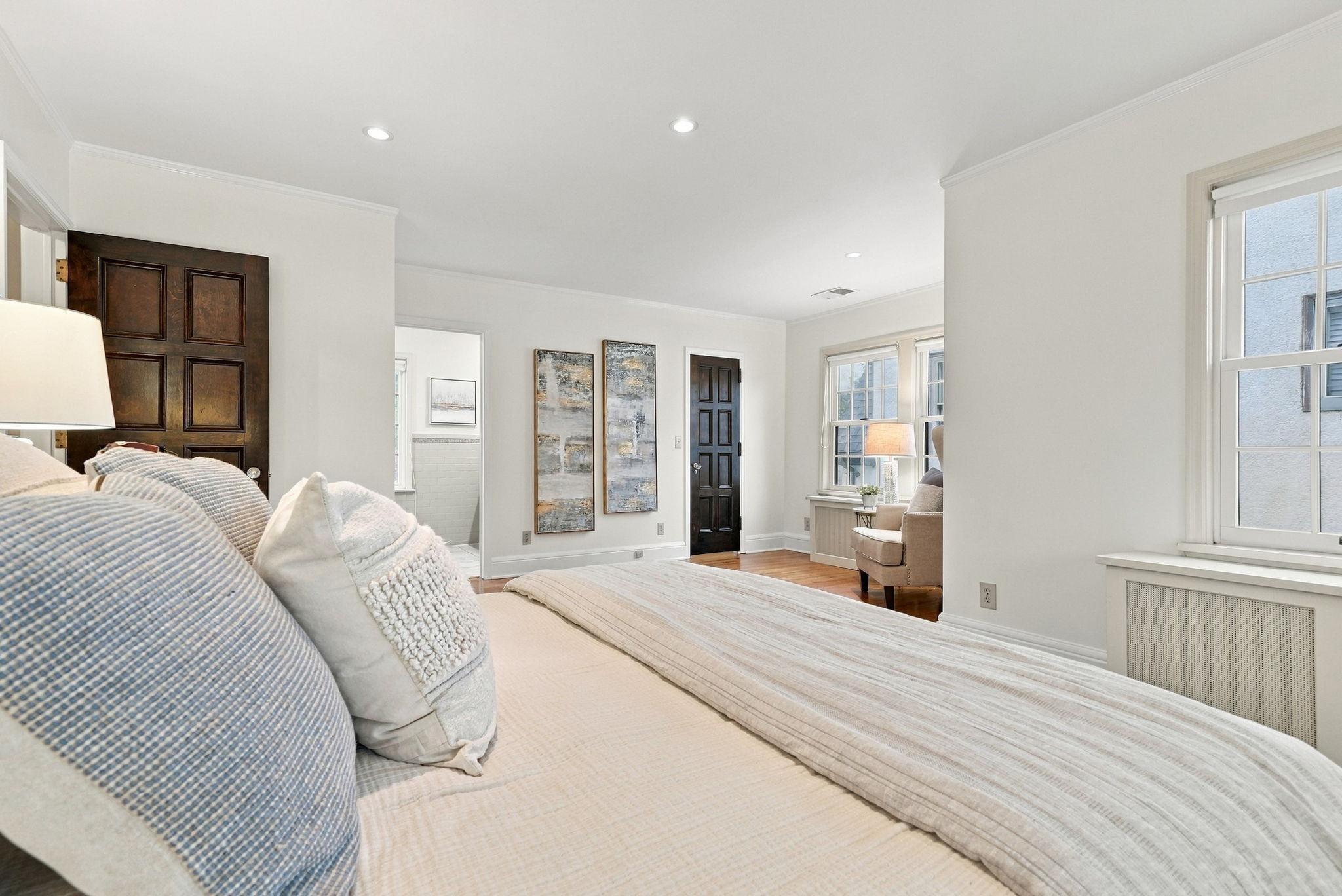 View of Residential at 2708 Ewing Avenue, Minneapolis MN 55416, Minneapolis (24 of 112) - Mike Wilen | Minnesota Team Real Estate