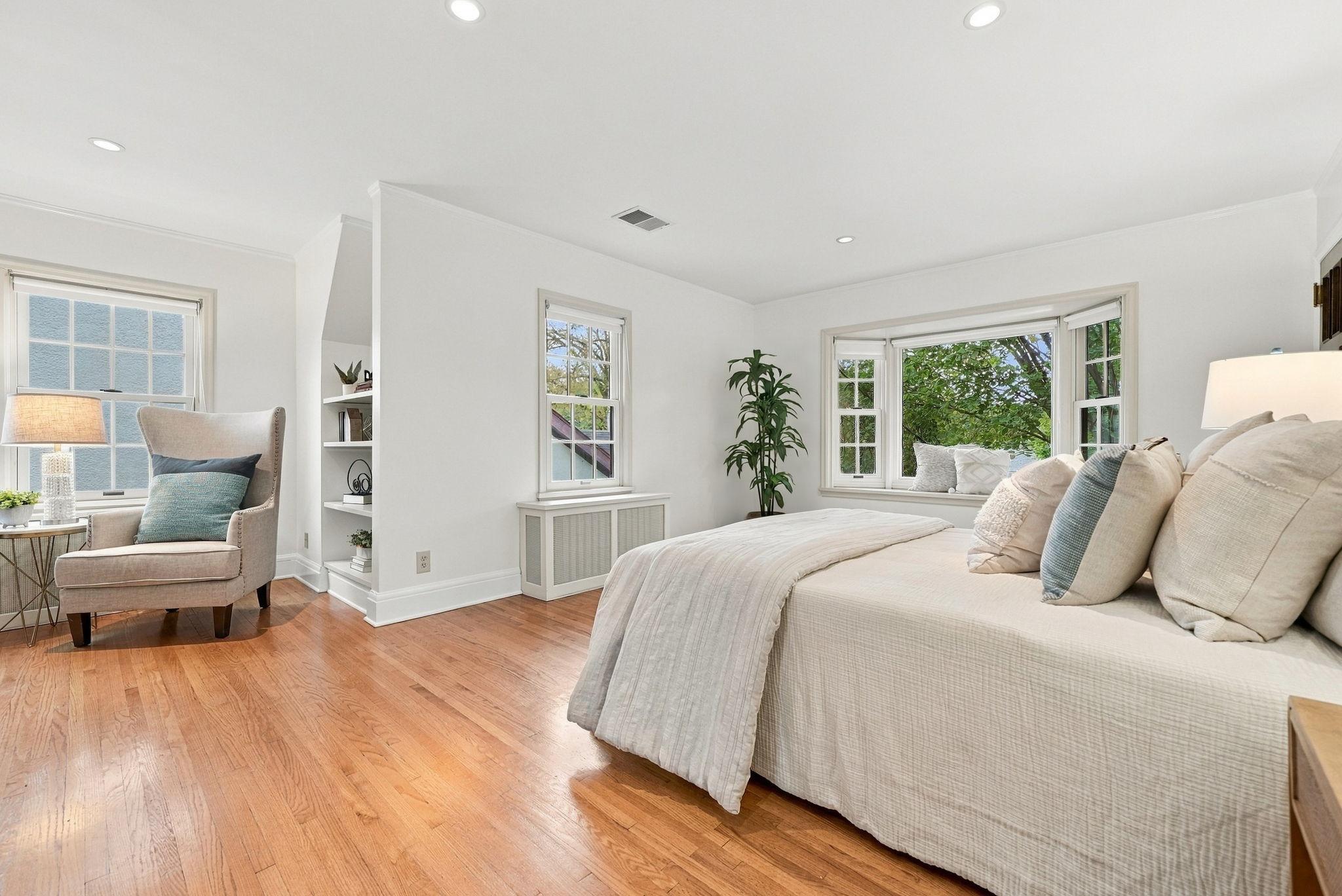 View of Residential at 2708 Ewing Avenue, Minneapolis MN 55416, Minneapolis (21 of 112) - Mike Wilen | Minnesota Team Real Estate