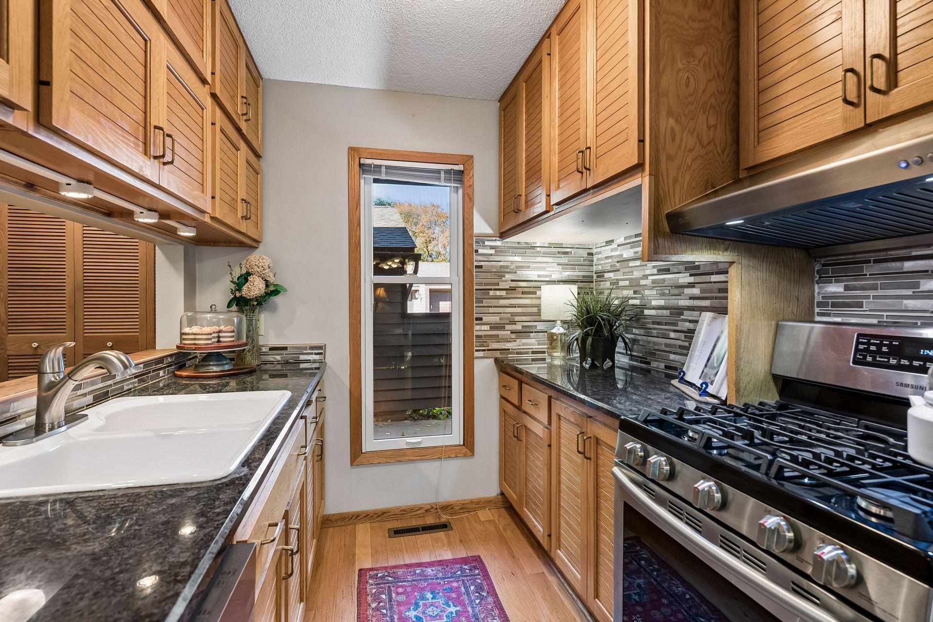 View of Residential at 234 8th Street, Minneapolis MN 55414, Minneapolis (4 of 30) - Mike Wilen | Minnesota Team Real Estate