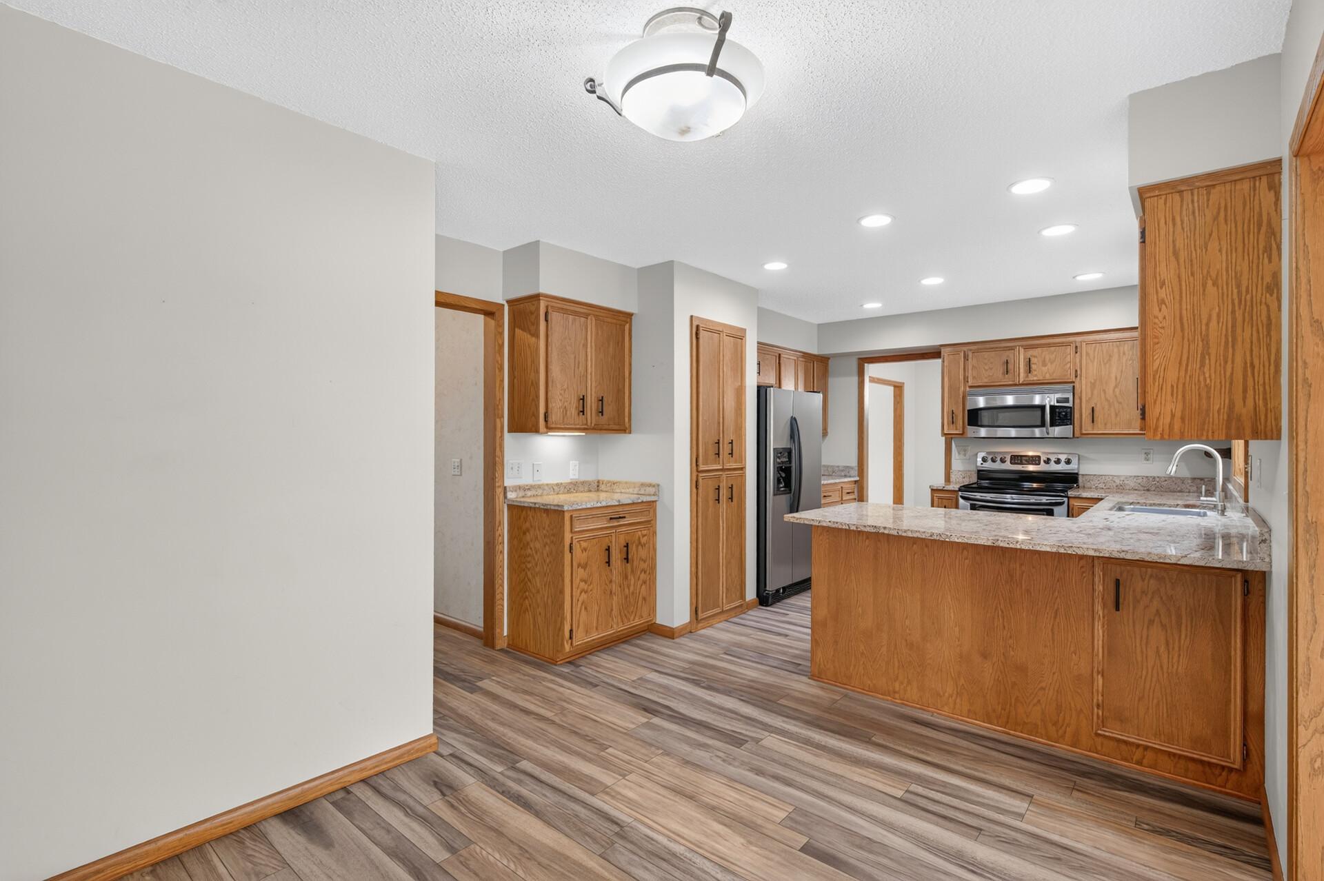View of Residential at 11310 47th Avenue, Plymouth MN 55442, Plymouth (16 of 69) - Mike Wilen | Minnesota Team Real Estate