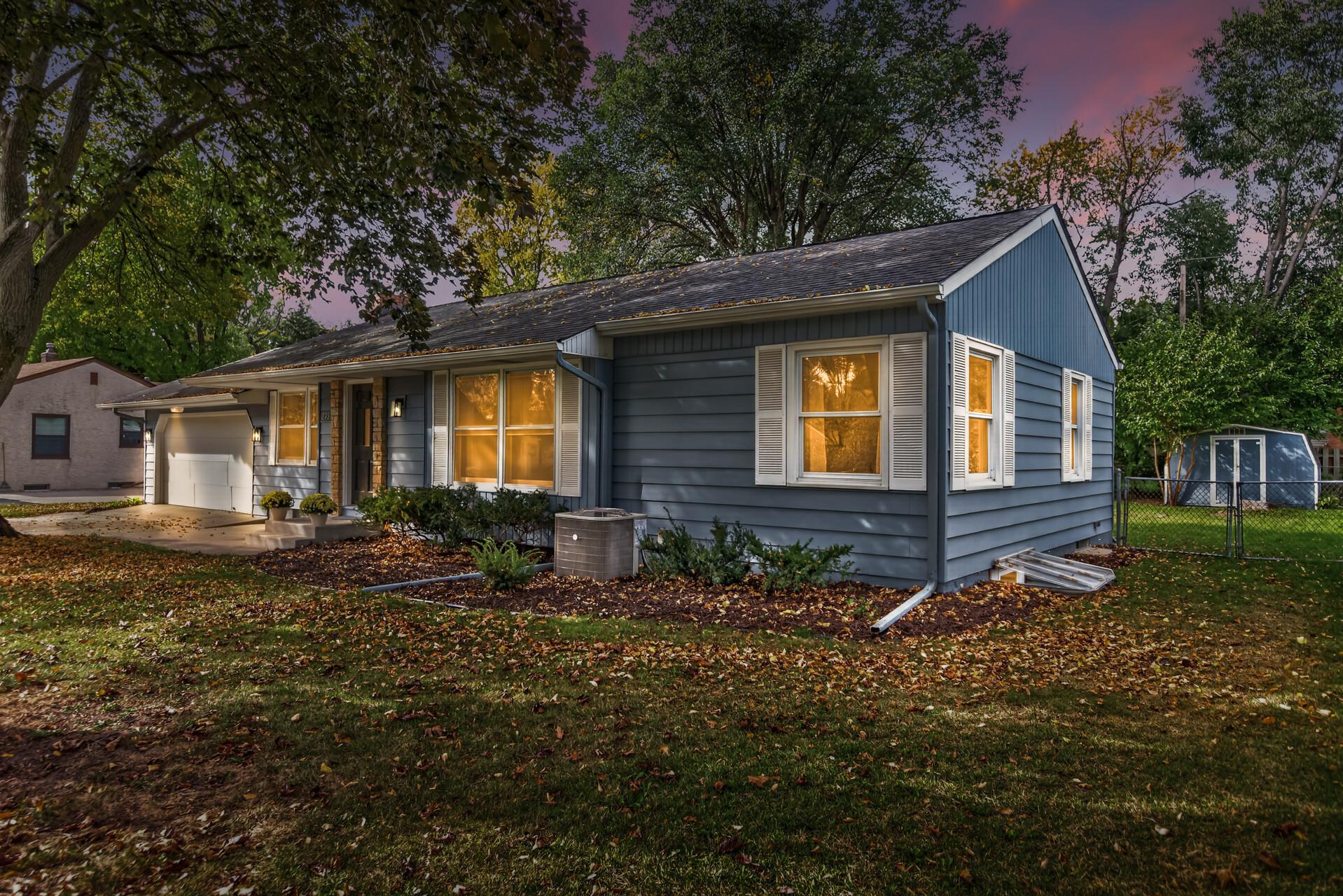 View of Single Family at 2937 Pascal Street, Roseville - Mike Wilen | Minnesota Team Real Estate