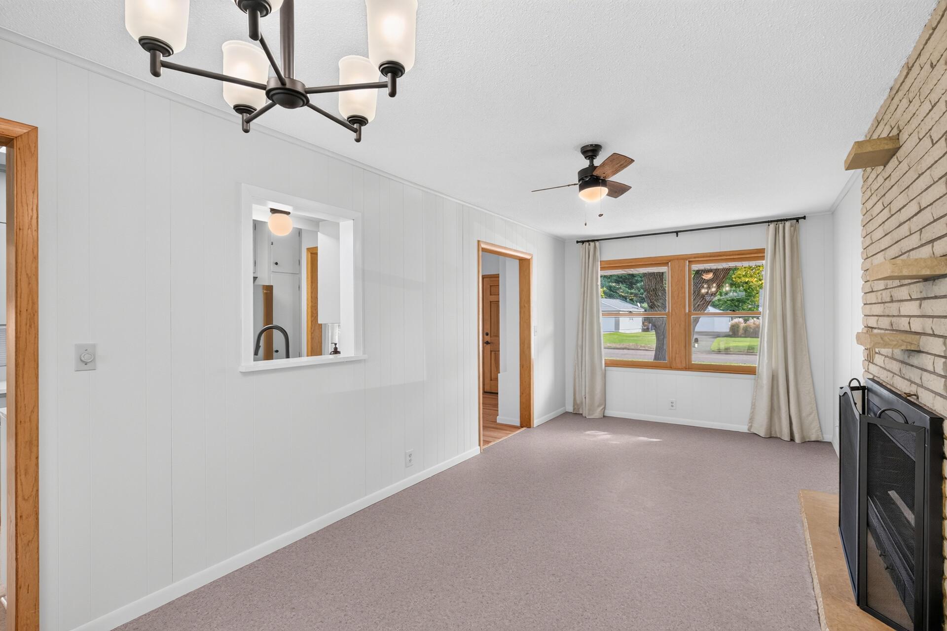 View of Residential at 2937 Pascal Street, Roseville MN 55113, Roseville (9 of 24) - Mike Wilen | Minnesota Team Real Estate
