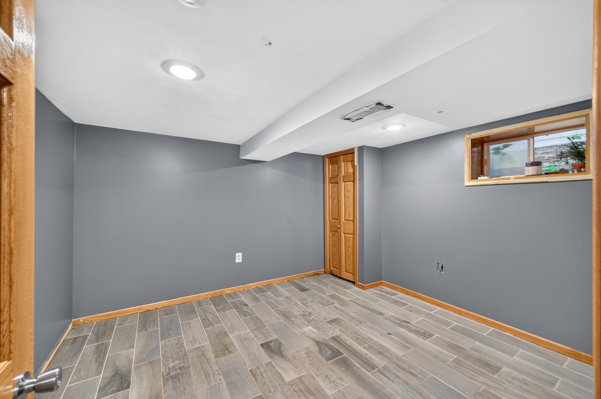 View of Residential at 2939 30th Avenue, Minneapolis MN 55406, Minneapolis (29 of 33) - Mike Wilen | Minnesota Team Real Estate