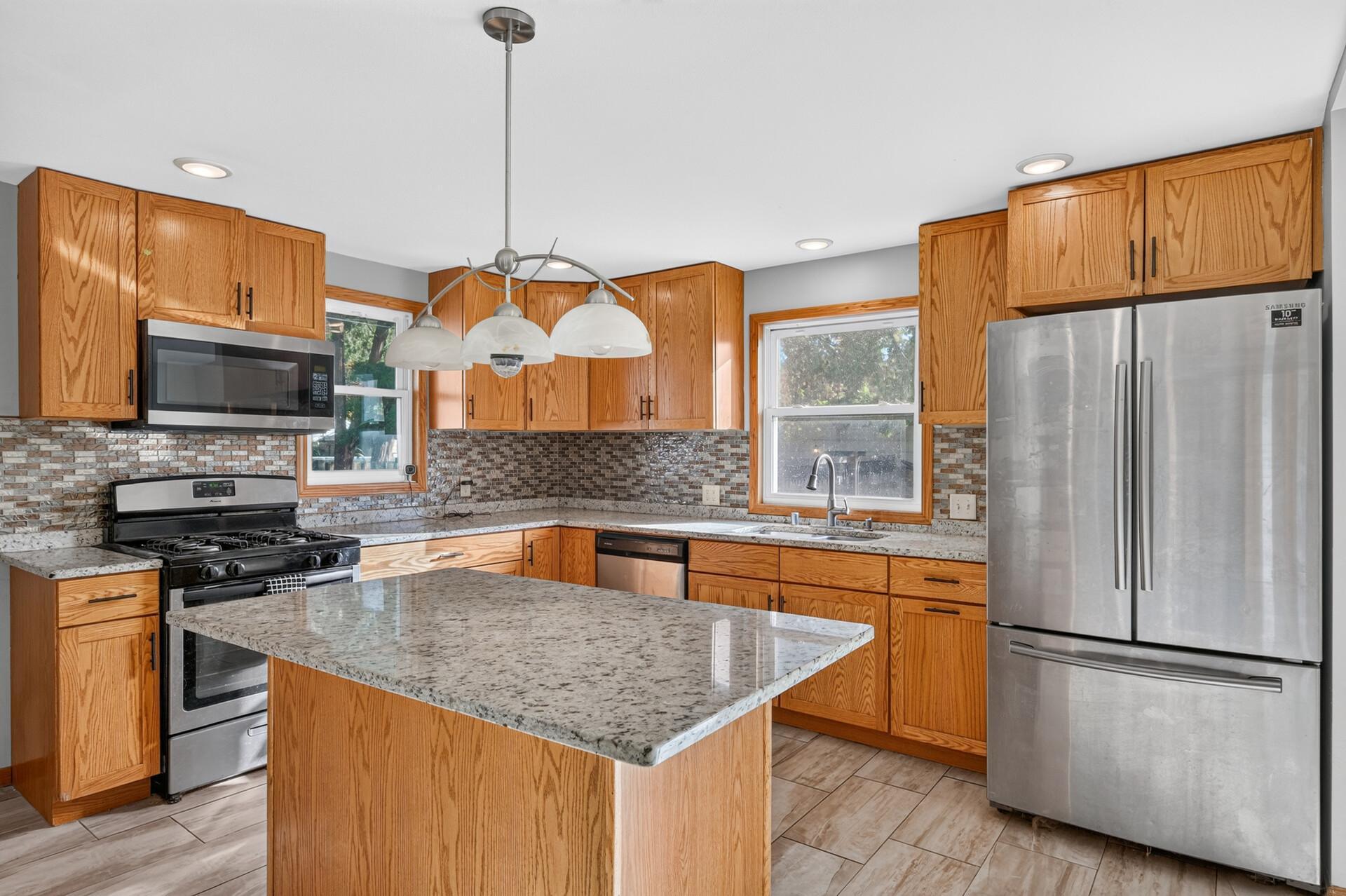 View of Residential at 2939 30th Avenue, Minneapolis MN 55406, Minneapolis (11 of 33) - Mike Wilen | Minnesota Team Real Estate