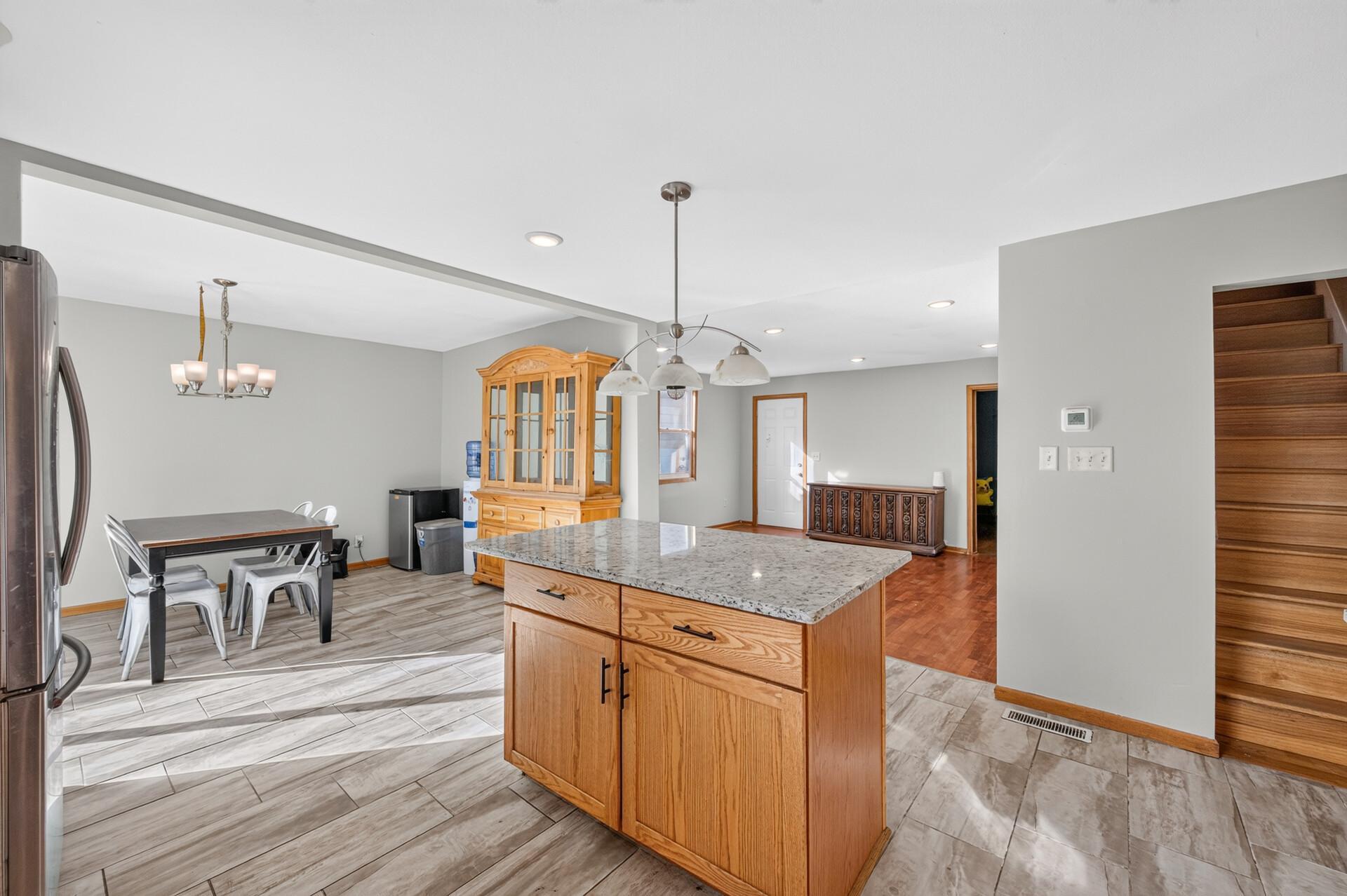 View of Residential at 2939 30th Avenue, Minneapolis MN 55406, Minneapolis (9 of 33) - Mike Wilen | Minnesota Team Real Estate