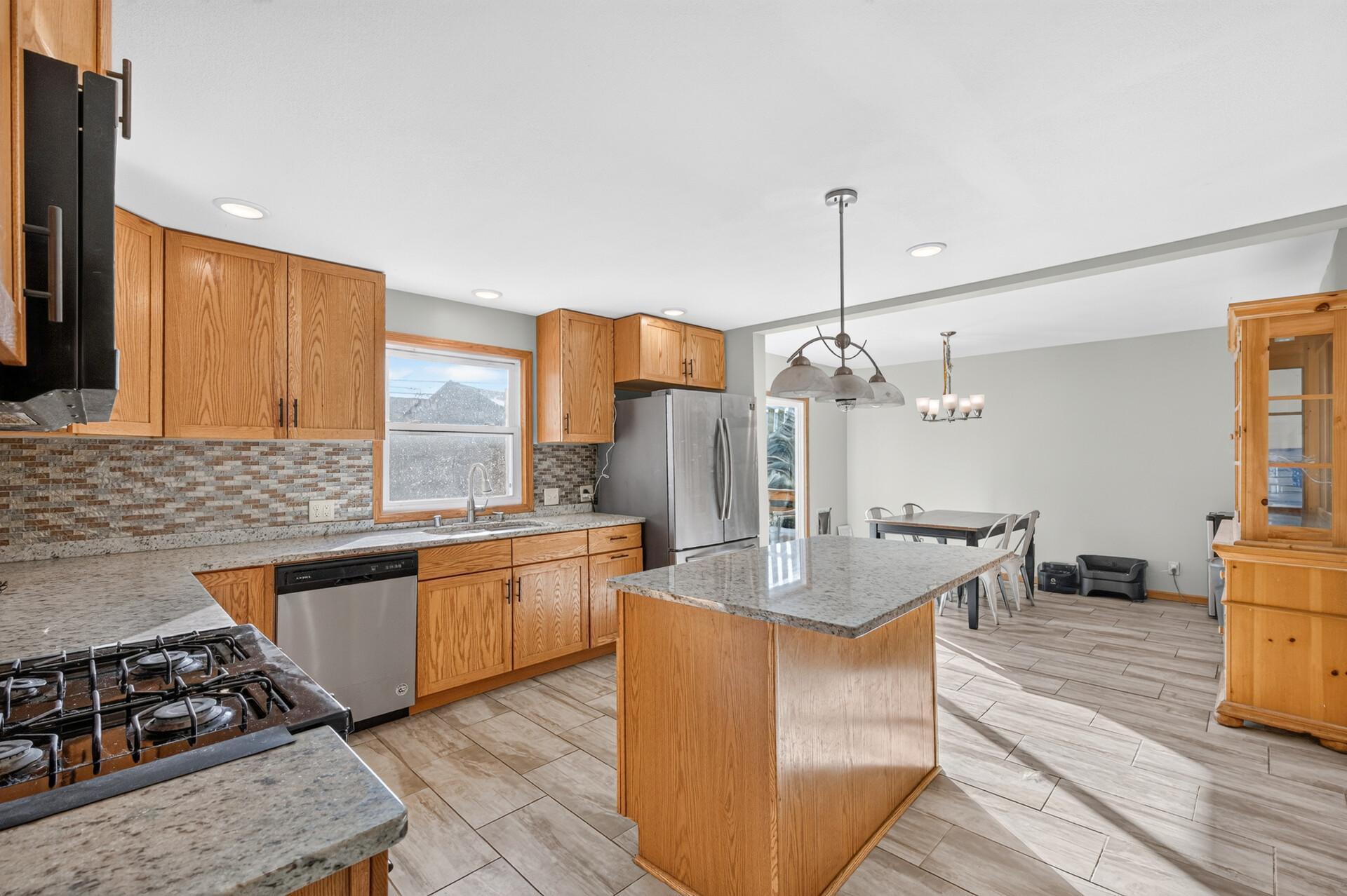 View of Residential at 2939 30th Avenue, Minneapolis MN 55406, Minneapolis (8 of 33) - Mike Wilen | Minnesota Team Real Estate