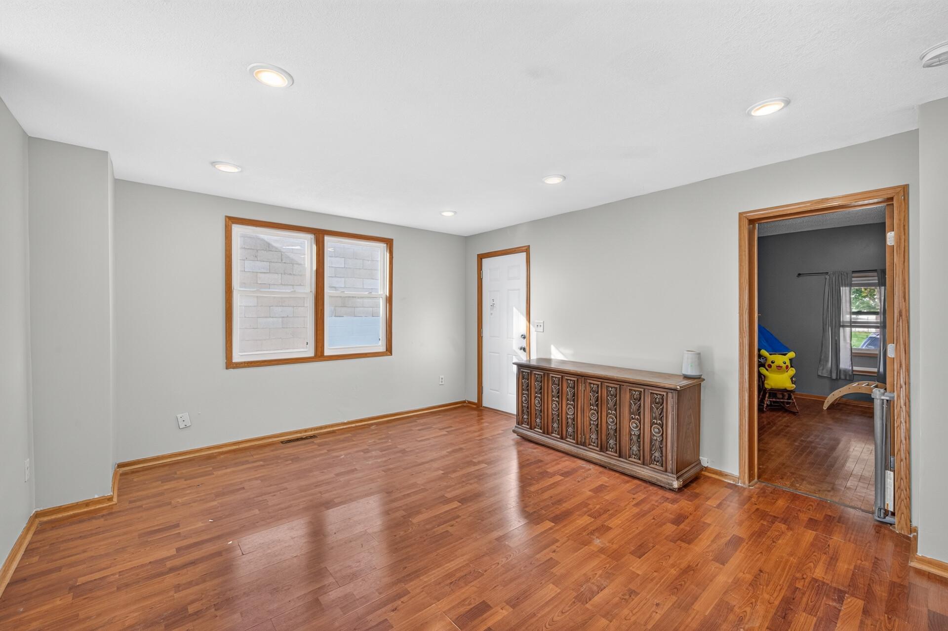 View of Residential at 2939 30th Avenue, Minneapolis MN 55406, Minneapolis (6 of 33) - Mike Wilen | Minnesota Team Real Estate