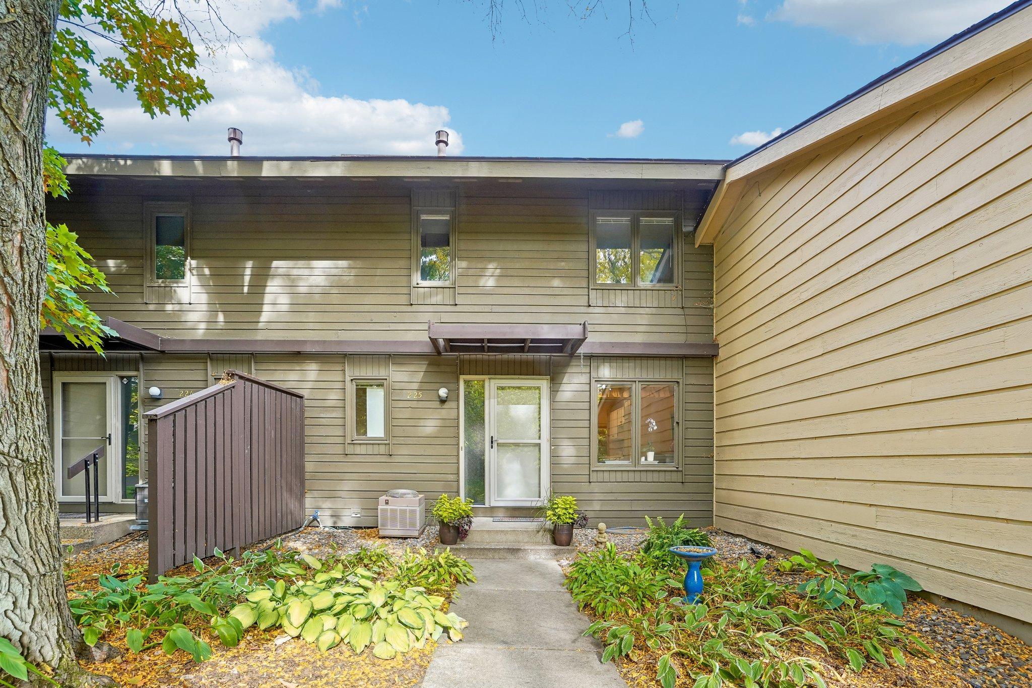 View of Residential at 225 Birnamwood Drive, Burnsville MN 55337, Burnsville (11 of 18) - Mike Wilen | Minnesota Team Real Estate
