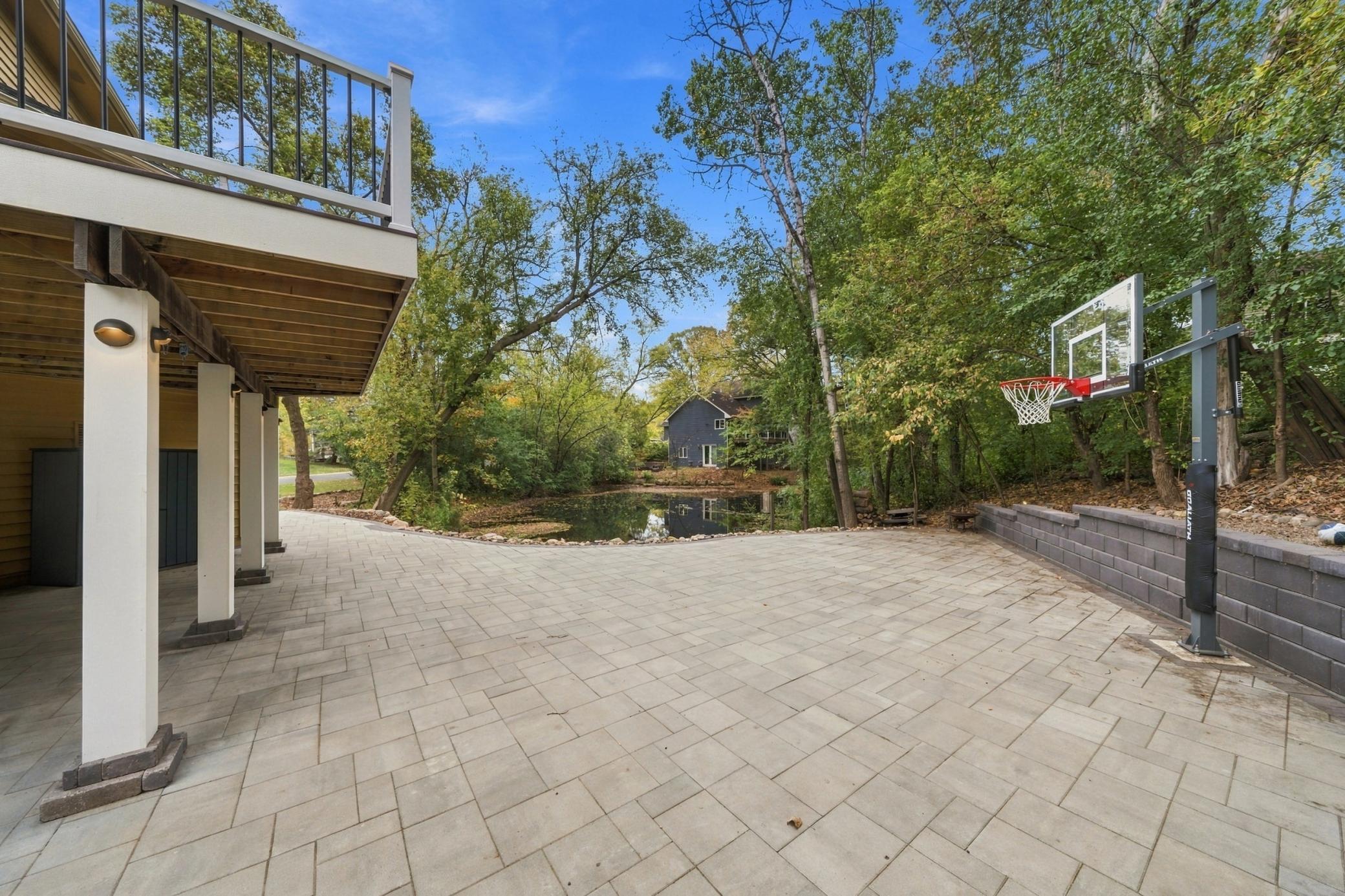 View of Residential at 4143 Cashell Glen, Eagan MN 55122, Eagan (67 of 77) - Mike Wilen | Minnesota Team Real Estate