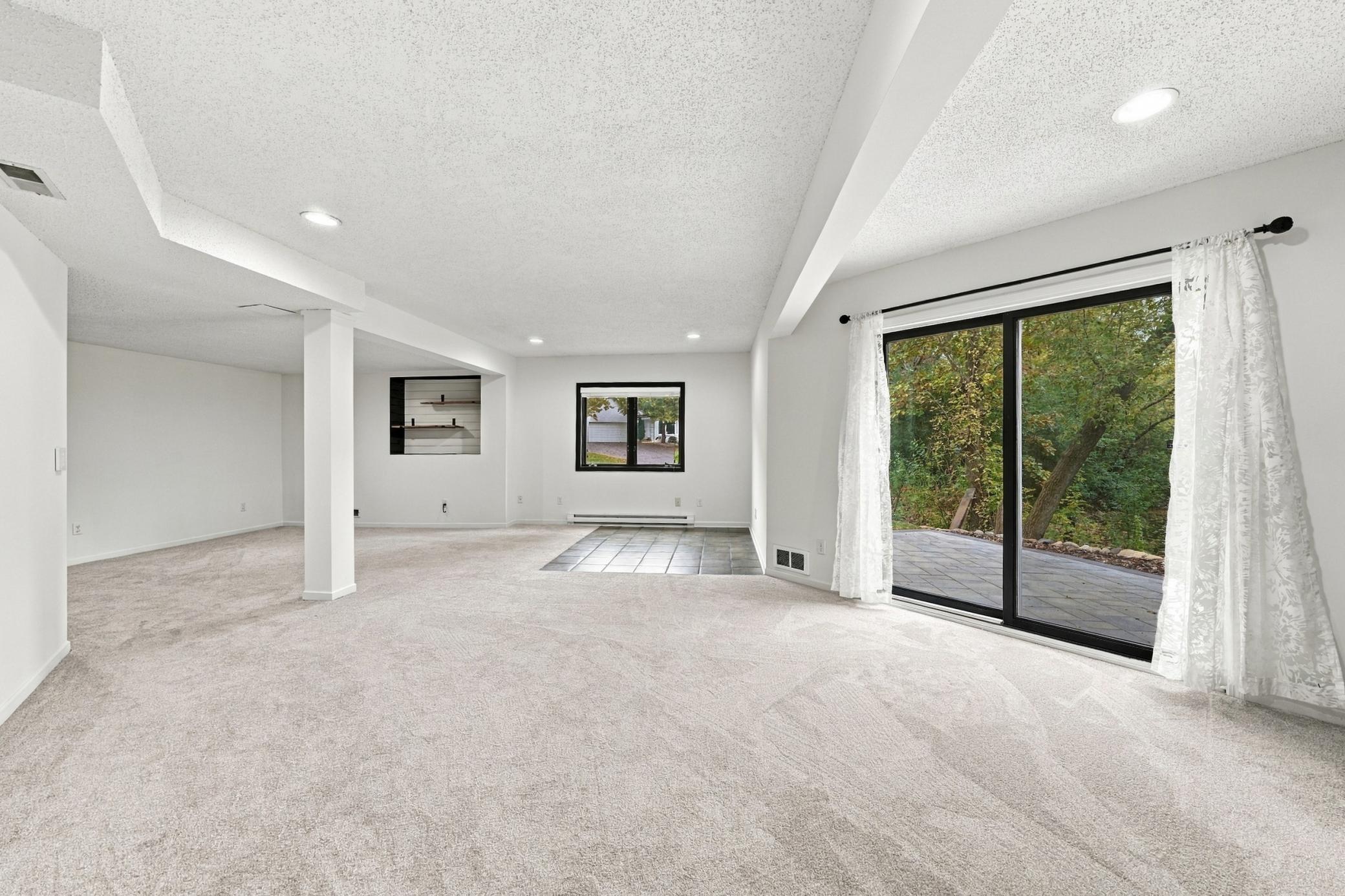 View of Residential at 4143 Cashell Glen, Eagan MN 55122, Eagan (53 of 77) - Mike Wilen | Minnesota Team Real Estate
