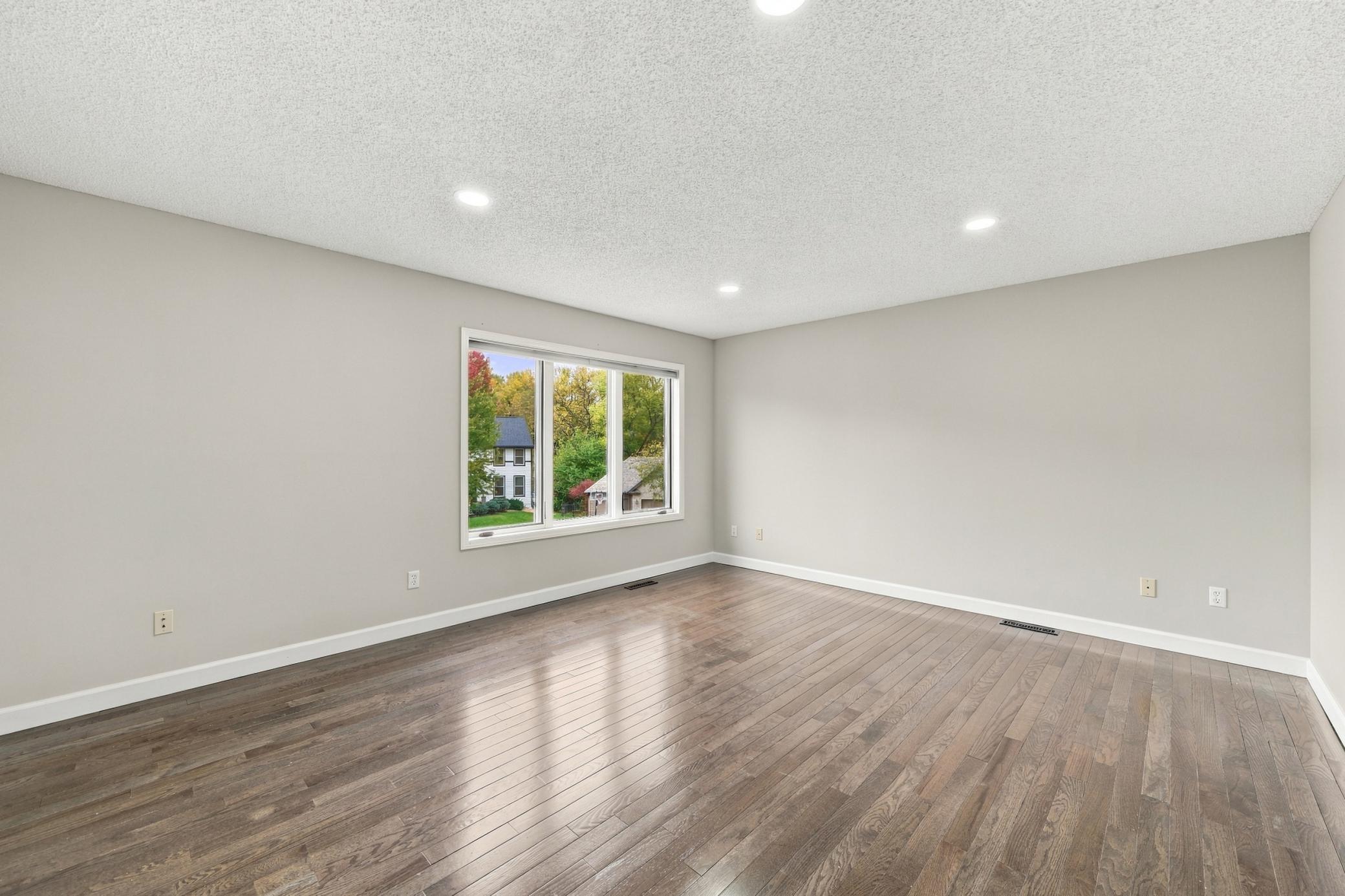 View of Residential at 4143 Cashell Glen, Eagan MN 55122, Eagan (38 of 77) - Mike Wilen | Minnesota Team Real Estate
