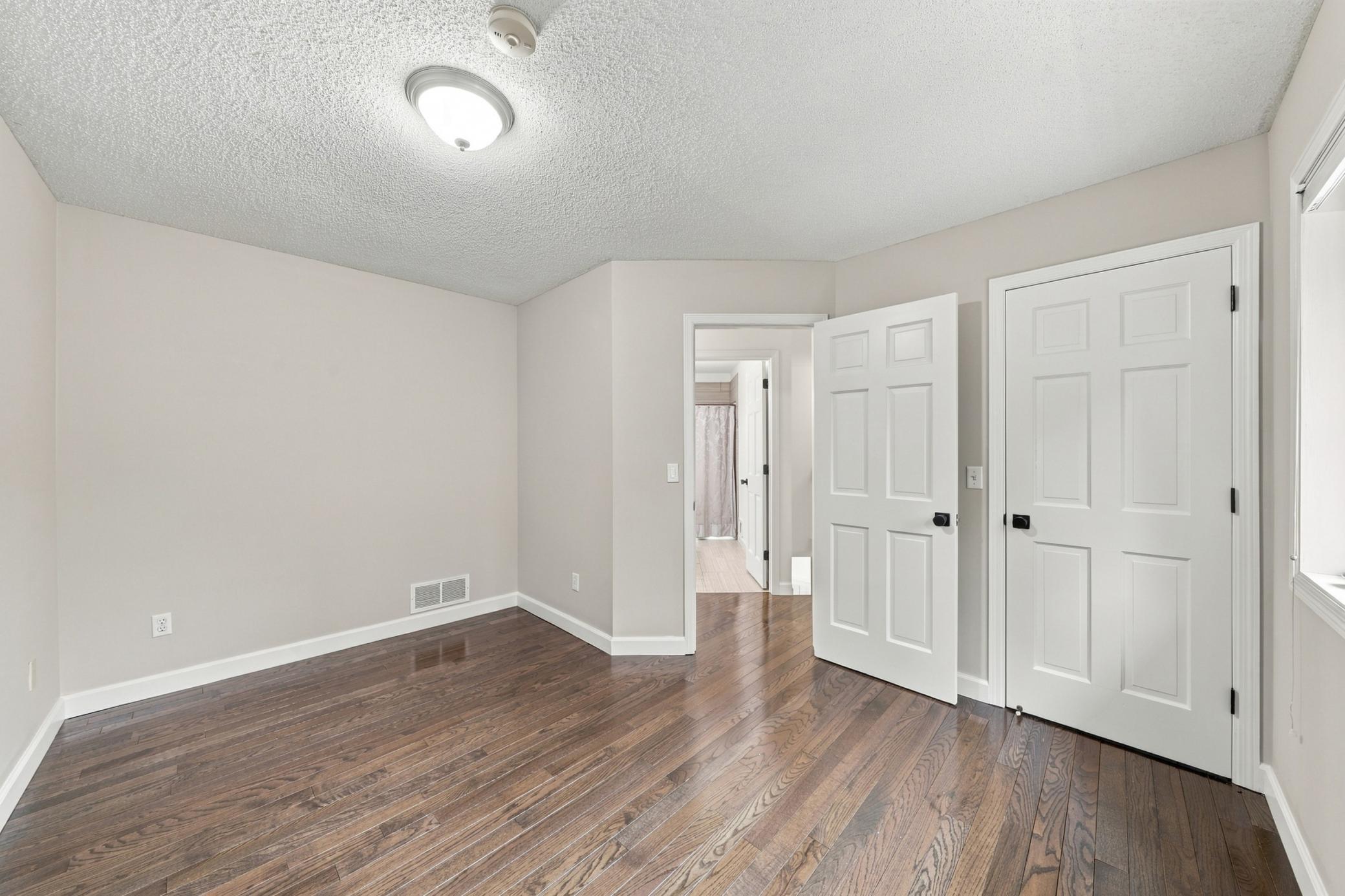 View of Residential at 4143 Cashell Glen, Eagan MN 55122, Eagan (34 of 77) - Mike Wilen | Minnesota Team Real Estate