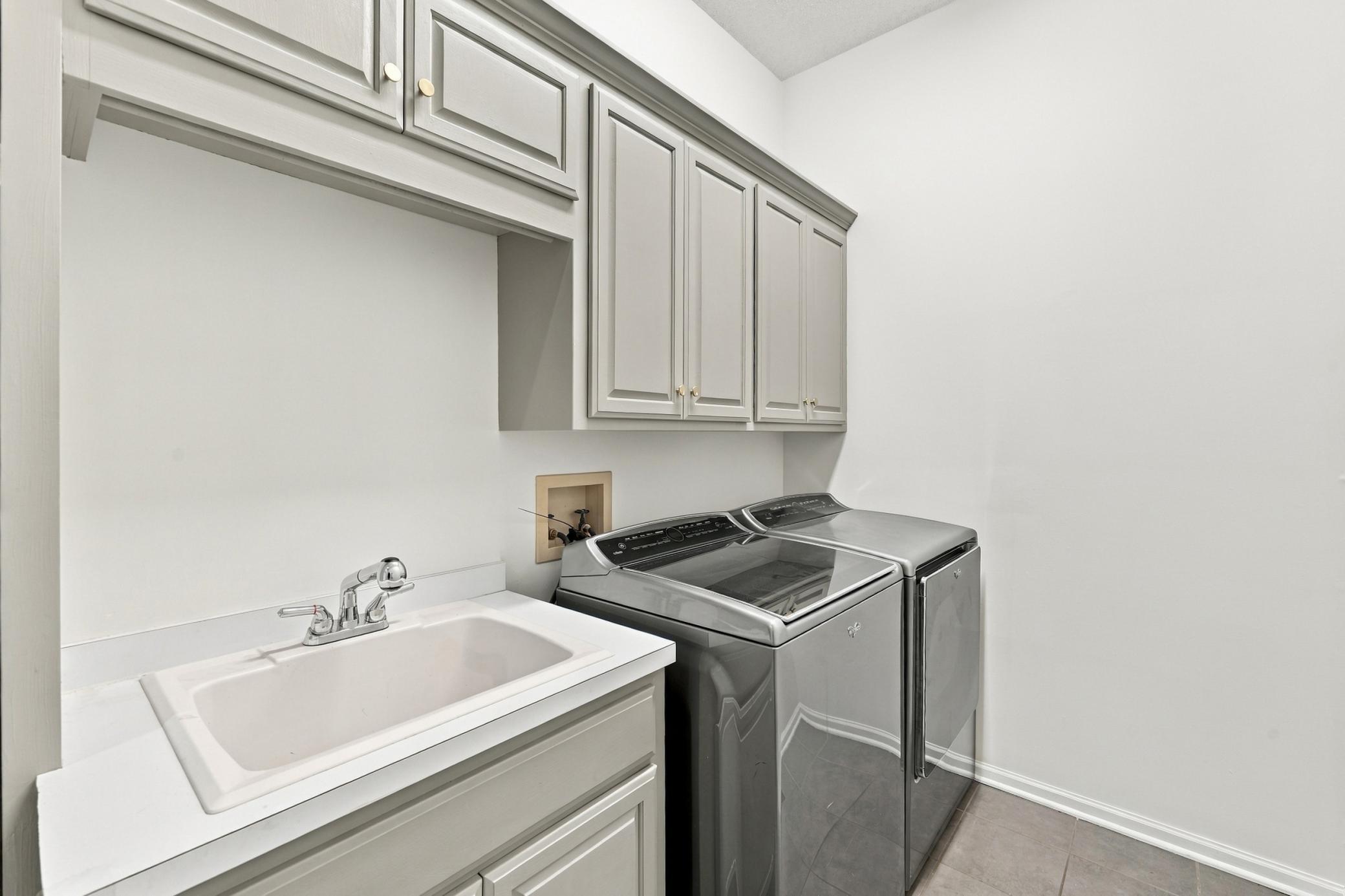 View of Residential at 4143 Cashell Glen, Eagan MN 55122, Eagan (27 of 77) - Mike Wilen | Minnesota Team Real Estate