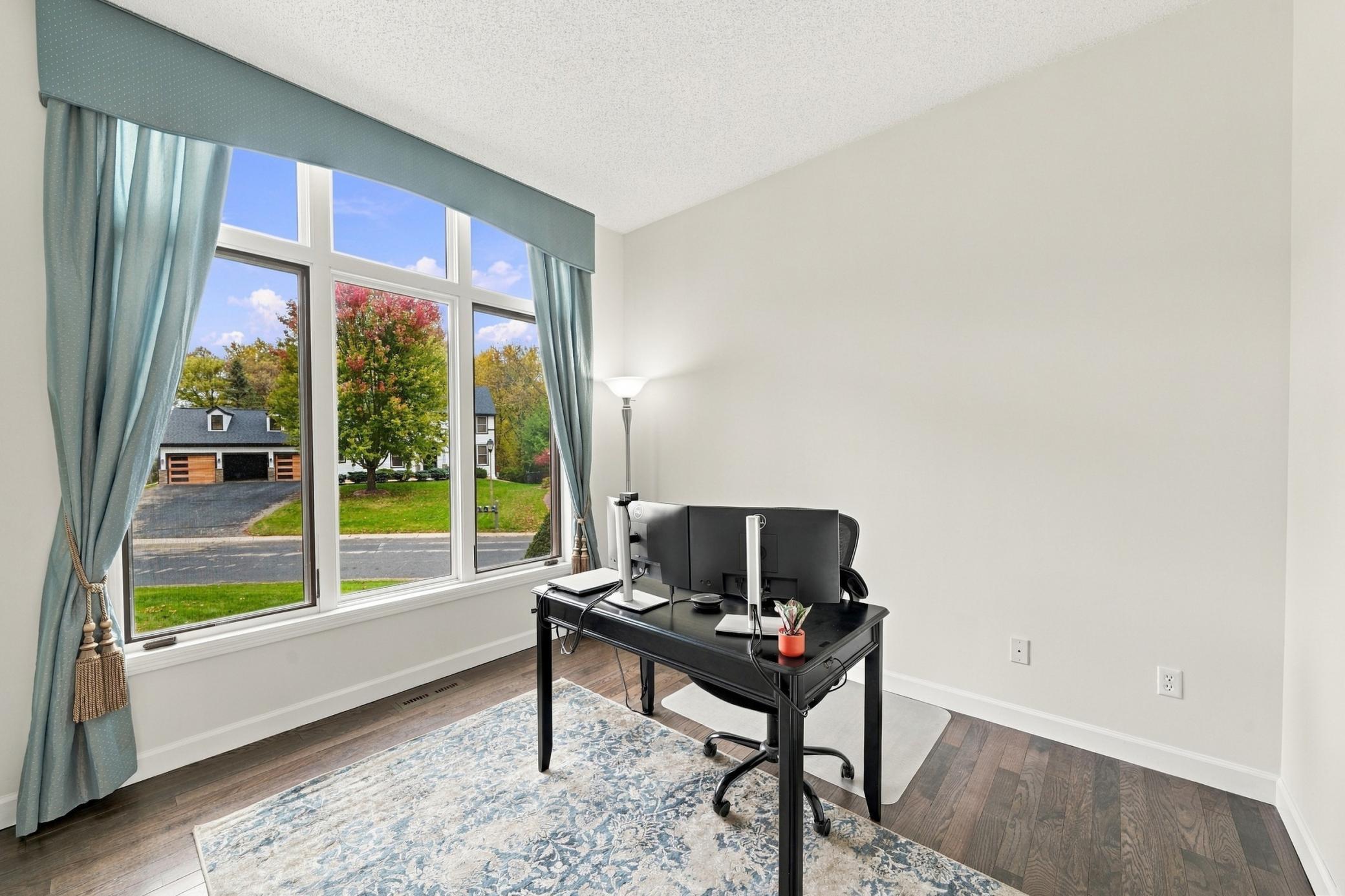 View of Residential at 4143 Cashell Glen, Eagan MN 55122, Eagan (14 of 77) - Mike Wilen | Minnesota Team Real Estate