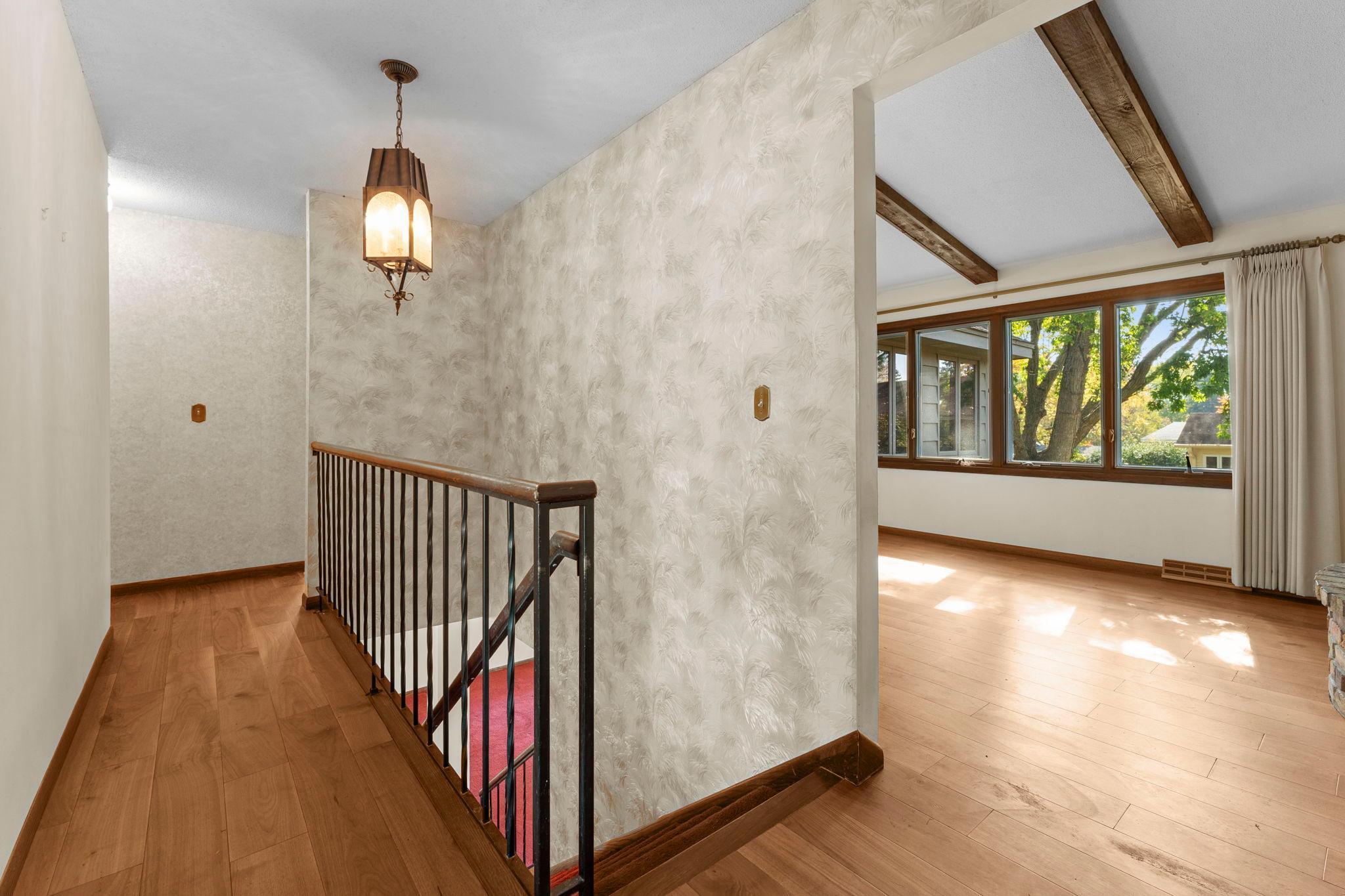 View of Residential at 8365 Heather Avenue, Eden Prairie MN 55347, Eden Prairie (24 of 64) - Mike Wilen | Minnesota Team Real Estate