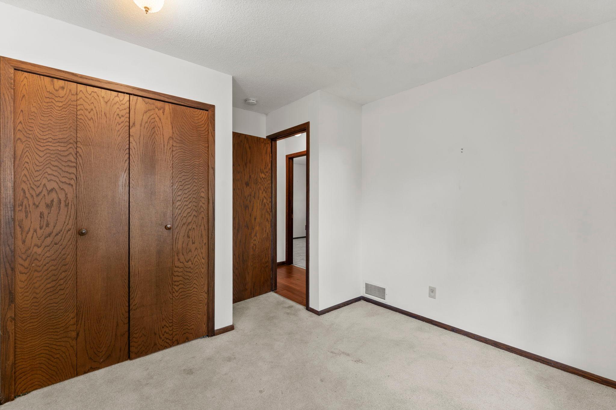 View of Residential at 8365 Heather Avenue, Eden Prairie MN 55347, Eden Prairie (21 of 64) - Mike Wilen | Minnesota Team Real Estate