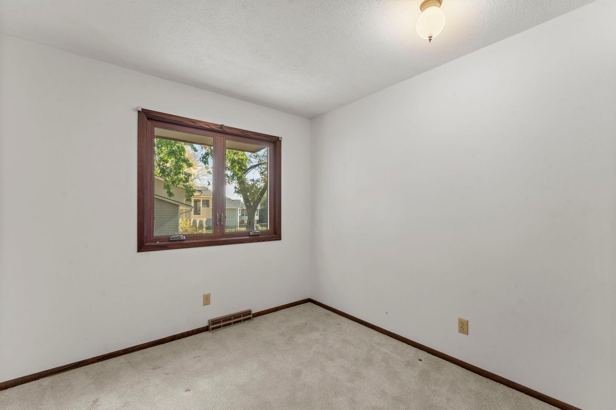 View of Residential at 8365 Heather Avenue, Eden Prairie MN 55347, Eden Prairie (20 of 64) - Mike Wilen | Minnesota Team Real Estate