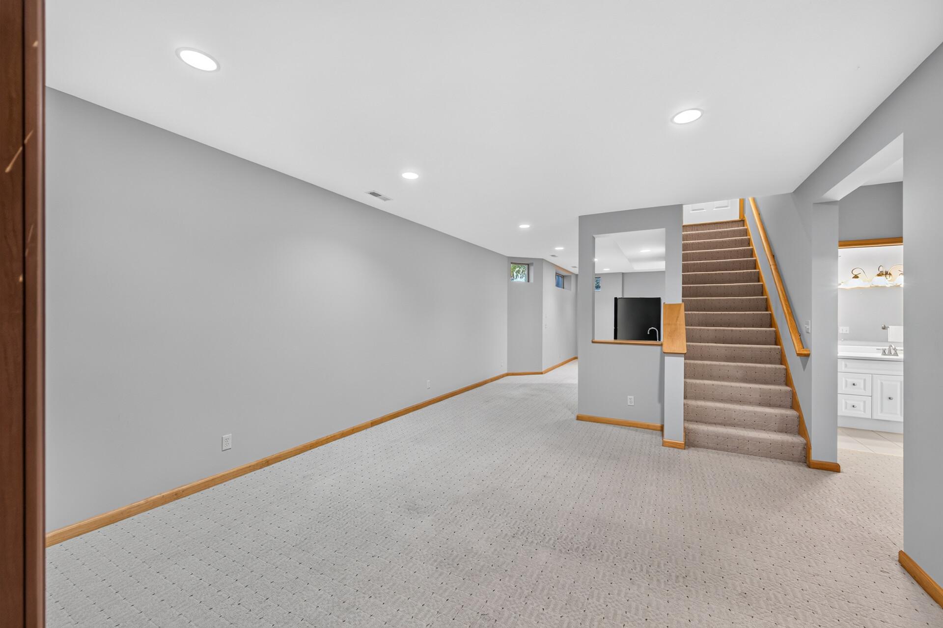 View of Residential at 7757 7th Street, Oakdale MN 55128, Oakdale (45 of 63) - Mike Wilen | Minnesota Team Real Estate