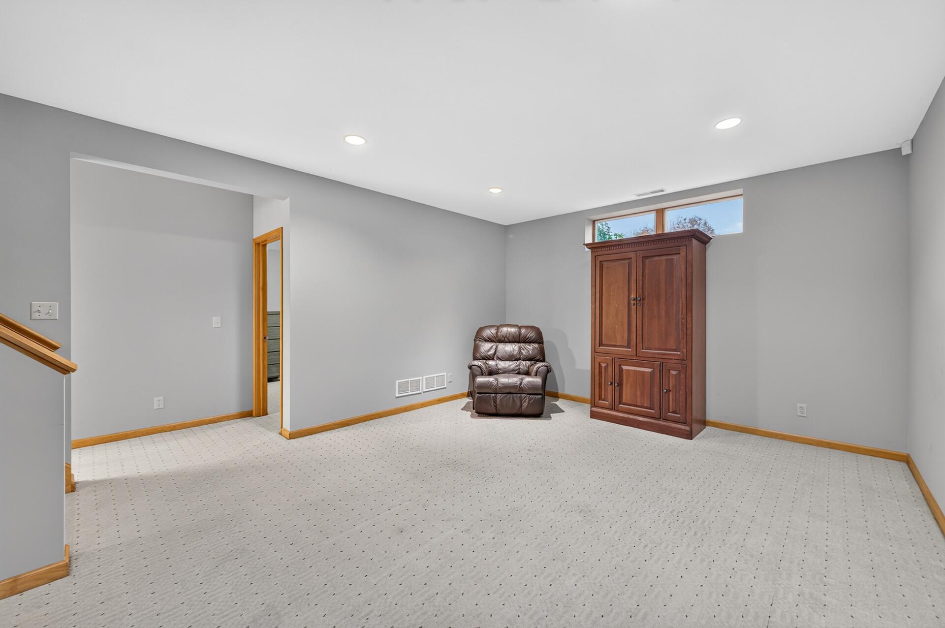 View of Residential at 7757 7th Street, Oakdale MN 55128, Oakdale (44 of 63) - Mike Wilen | Minnesota Team Real Estate
