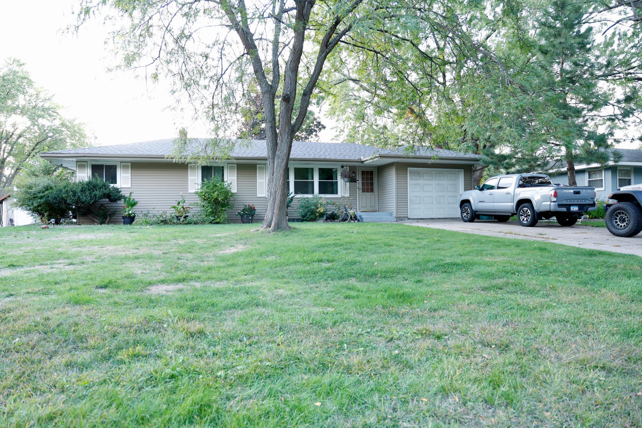 View of Residential at 2819 Farrington Street, Roseville MN 55113, Roseville (2 of 27) - Mike Wilen | Minnesota Team Real Estate