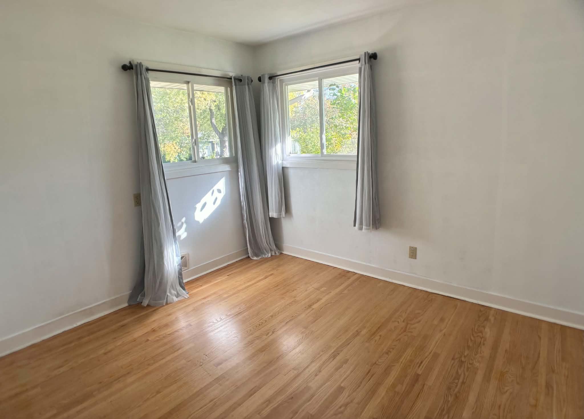 View of Residential at 2819 Farrington Street, Roseville MN 55113, Roseville (21 of 27) - Mike Wilen | Minnesota Team Real Estate