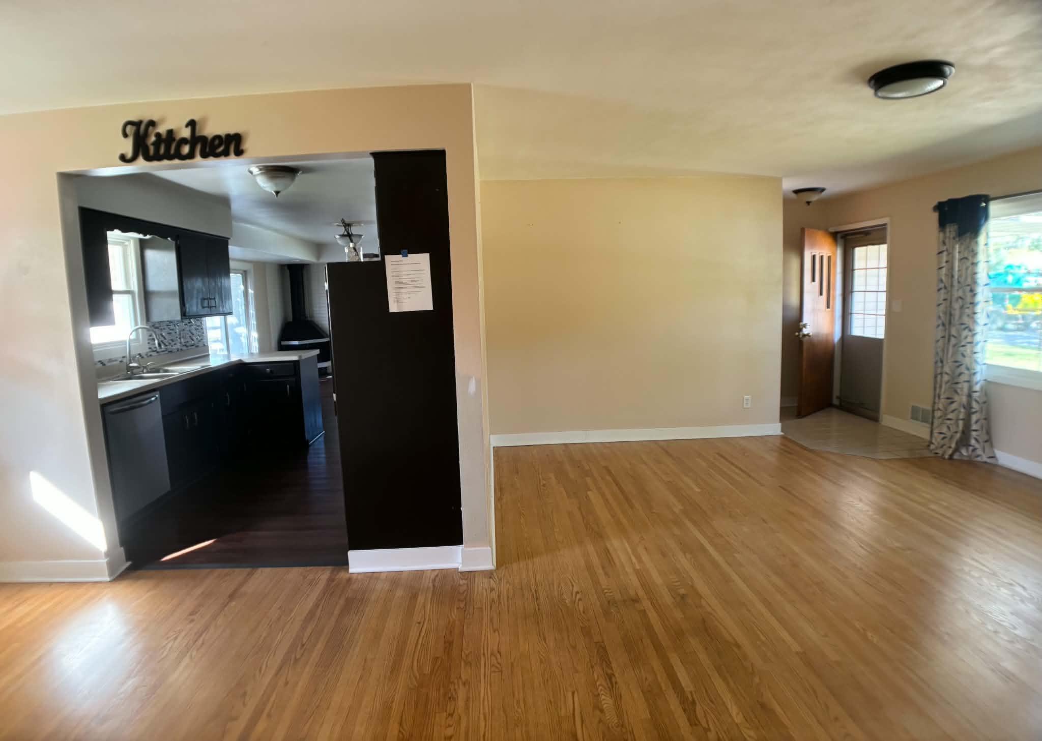View of Residential at 2819 Farrington Street, Roseville MN 55113, Roseville (12 of 27) - Mike Wilen | Minnesota Team Real Estate