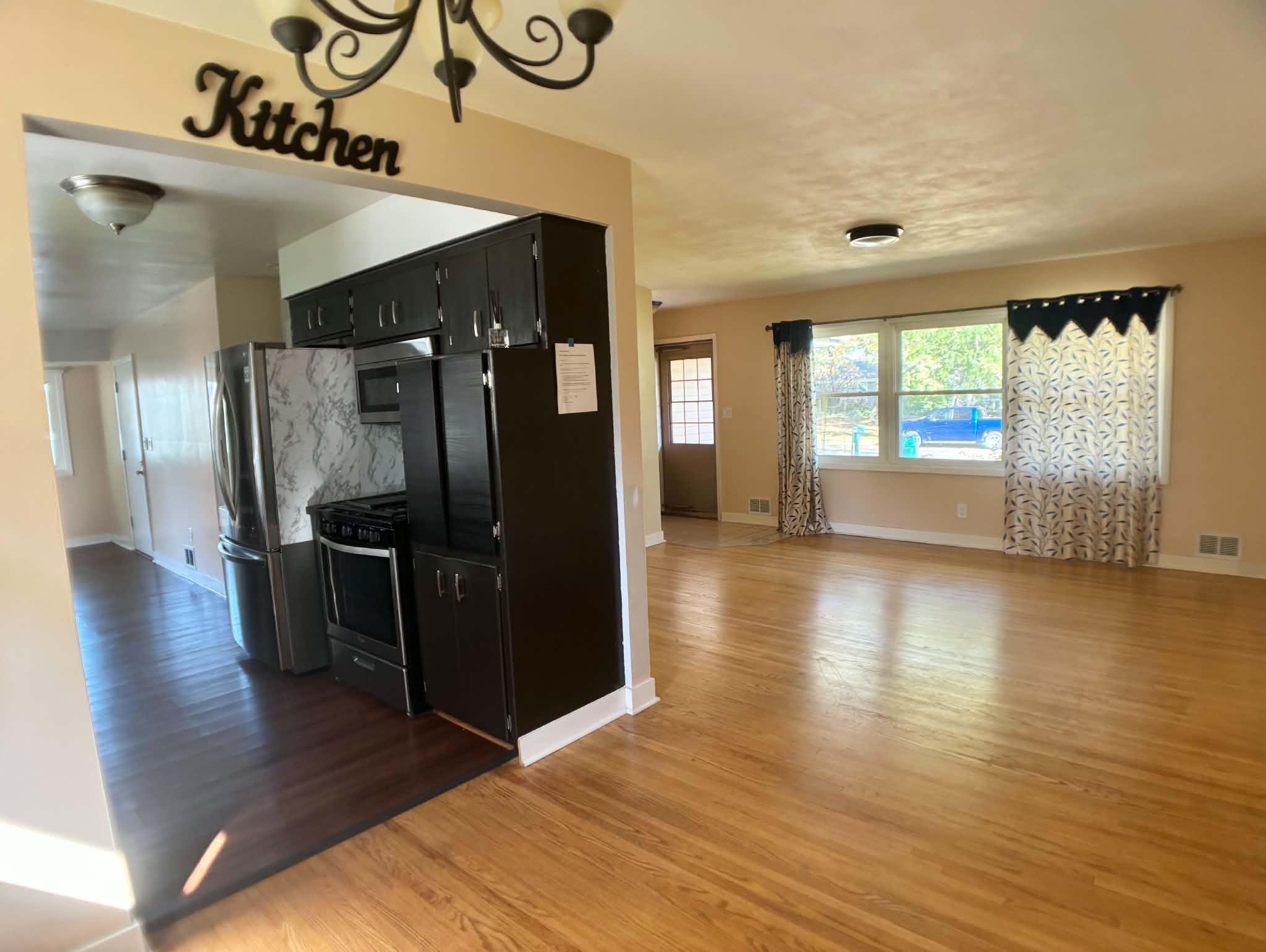 View of Residential at 2819 Farrington Street, Roseville MN 55113, Roseville (11 of 27) - Mike Wilen | Minnesota Team Real Estate