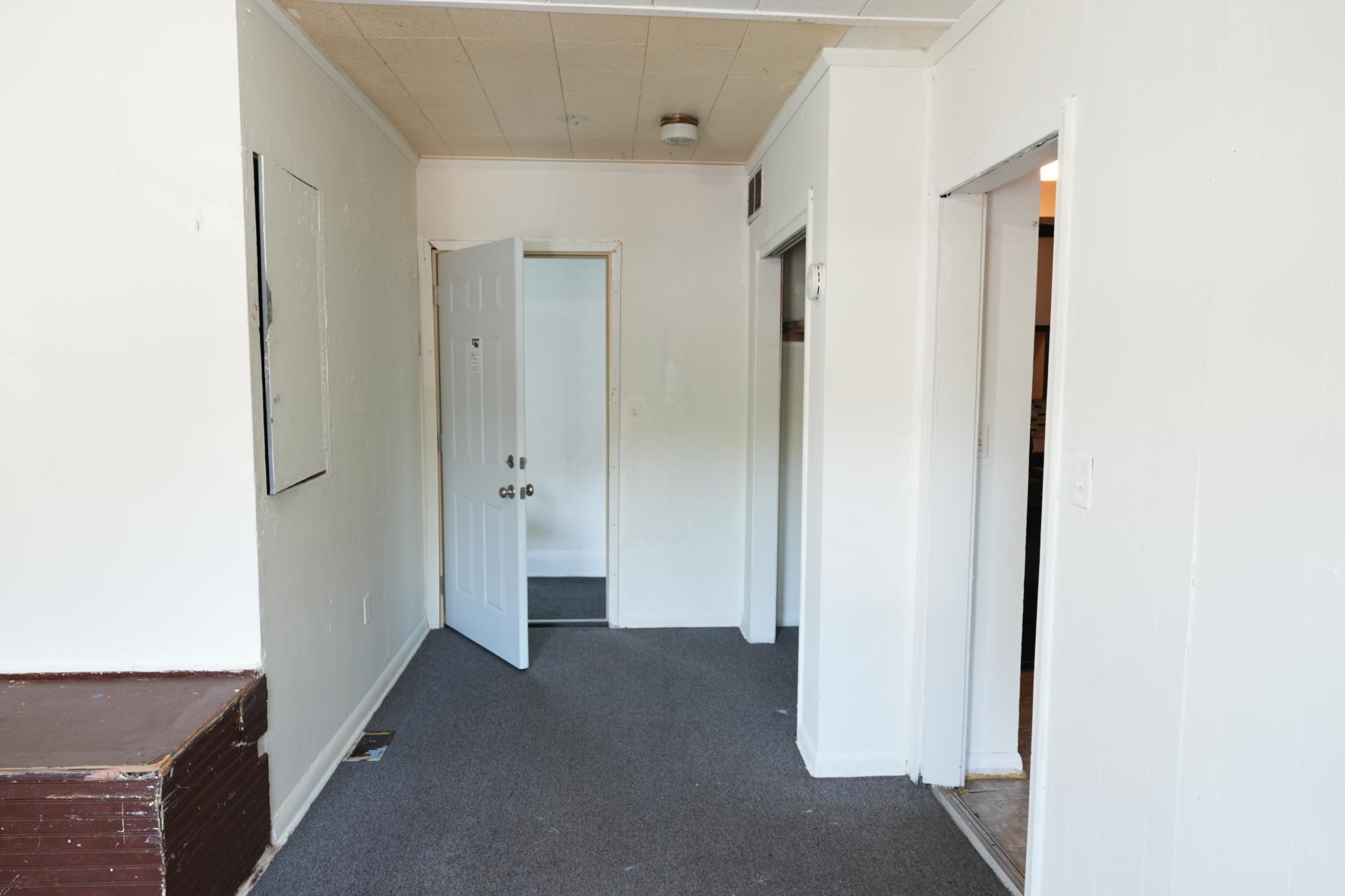 View of Commercial Sale at 842 White Bear Avenue, Saint Paul MN 55106, Saint Paul (18 of 27) - Mike Wilen | Minnesota Team Real Estate
