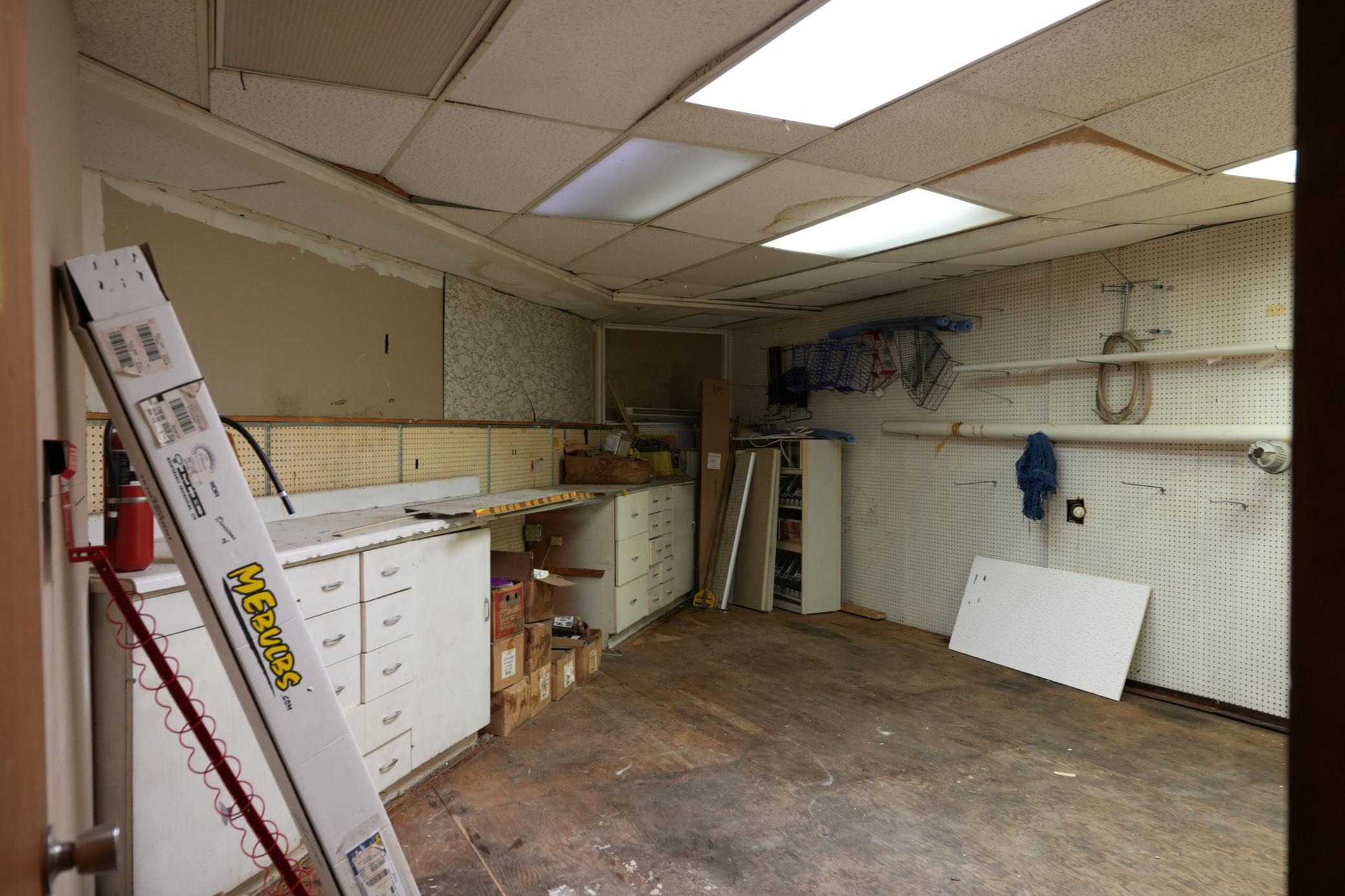 View of Commercial Sale at 842 White Bear Avenue, Saint Paul MN 55106, Saint Paul (12 of 27) - Mike Wilen | Minnesota Team Real Estate
