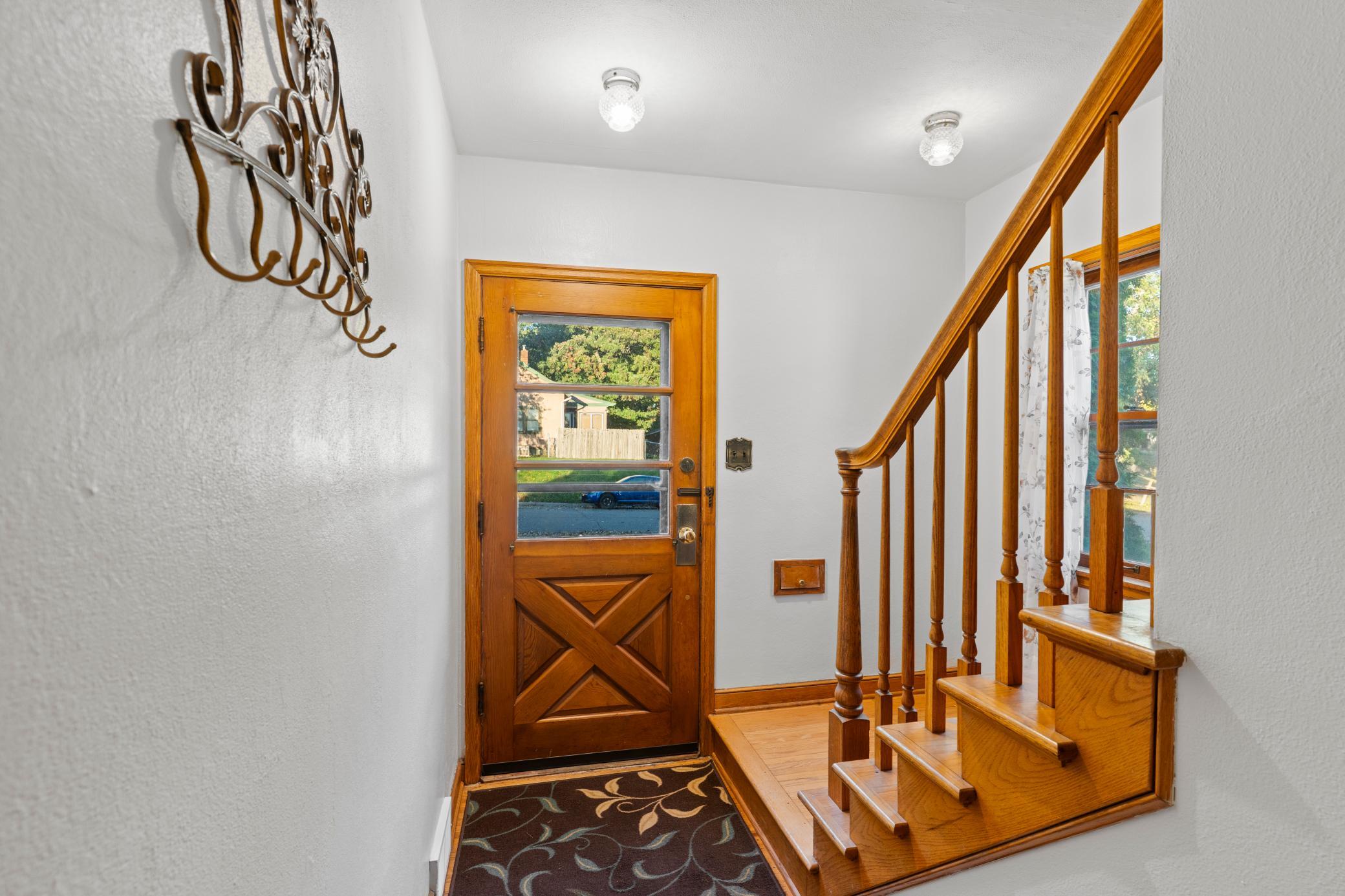 View of Residential at 1112 Seminole Avenue, West Saint Paul MN 55118, West Saint Paul (7 of 67) - Mike Wilen | Minnesota Team Real Estate