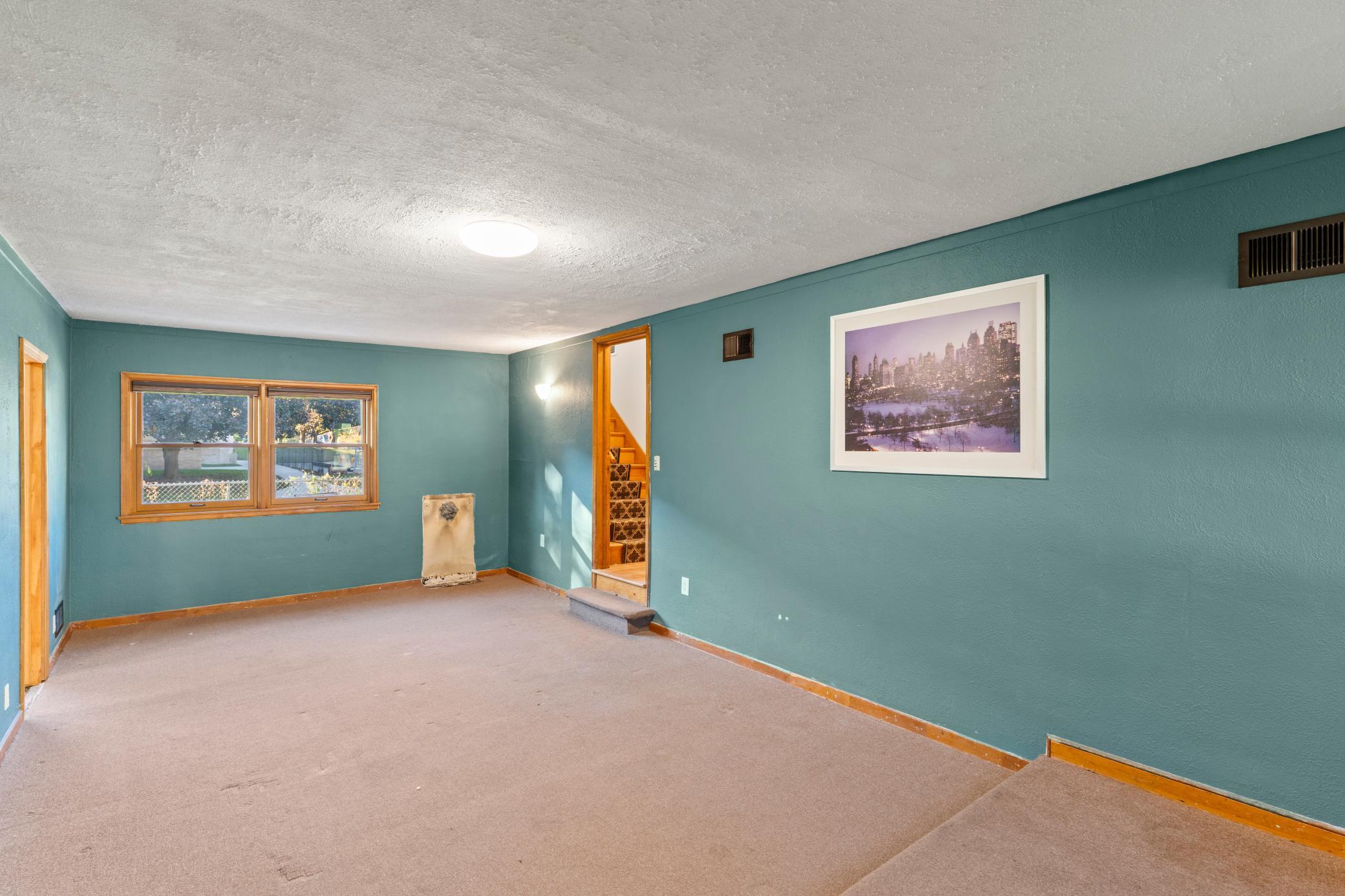 View of Residential at 1112 Seminole Avenue, West Saint Paul MN 55118, West Saint Paul (18 of 67) - Mike Wilen | Minnesota Team Real Estate