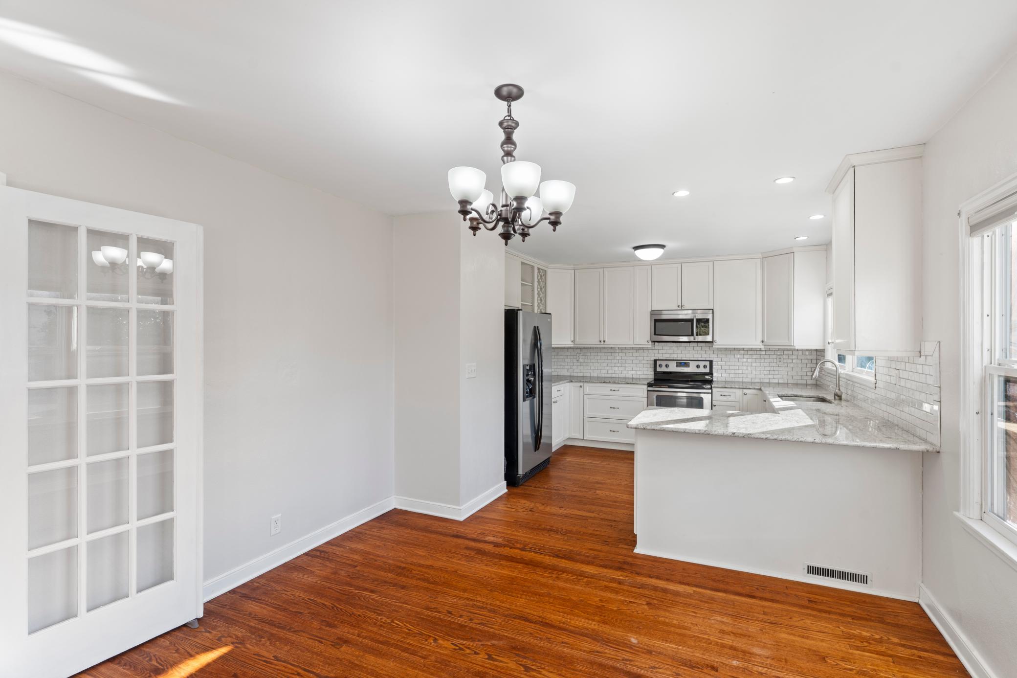 View of Residential at 1112 Seminole Avenue, West Saint Paul MN 55118, West Saint Paul (31 of 67) - Mike Wilen | Minnesota Team Real Estate