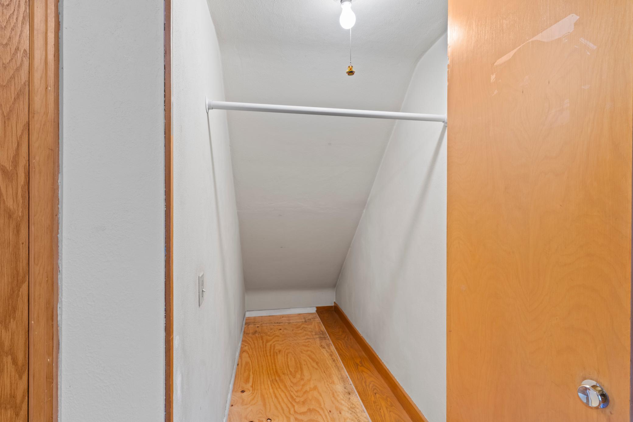 View of Residential at 1112 Seminole Avenue, West Saint Paul MN 55118, West Saint Paul (54 of 67) - Mike Wilen | Minnesota Team Real Estate