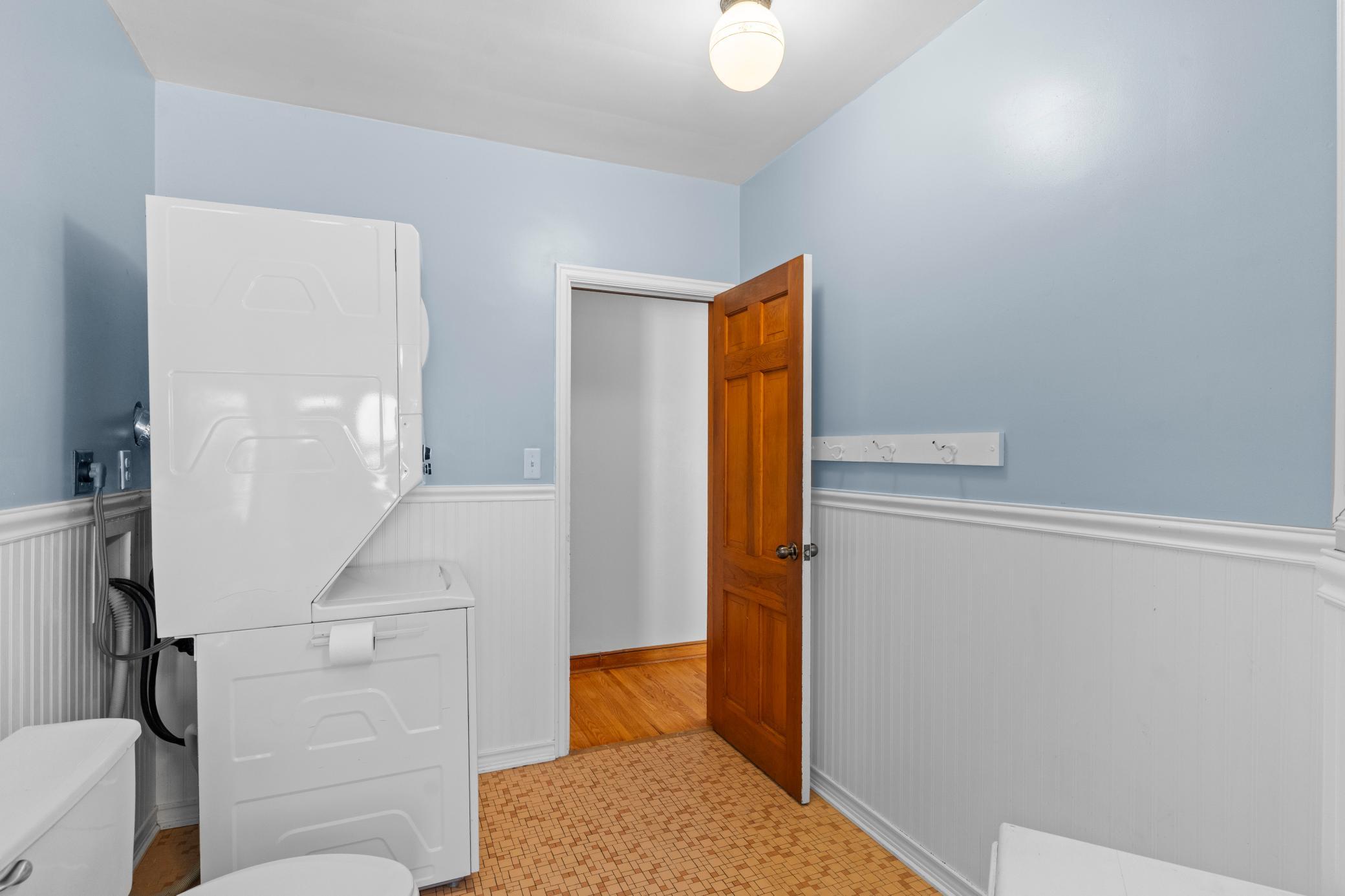 View of Residential at 1112 Seminole Avenue, West Saint Paul MN 55118, West Saint Paul (58 of 67) - Mike Wilen | Minnesota Team Real Estate