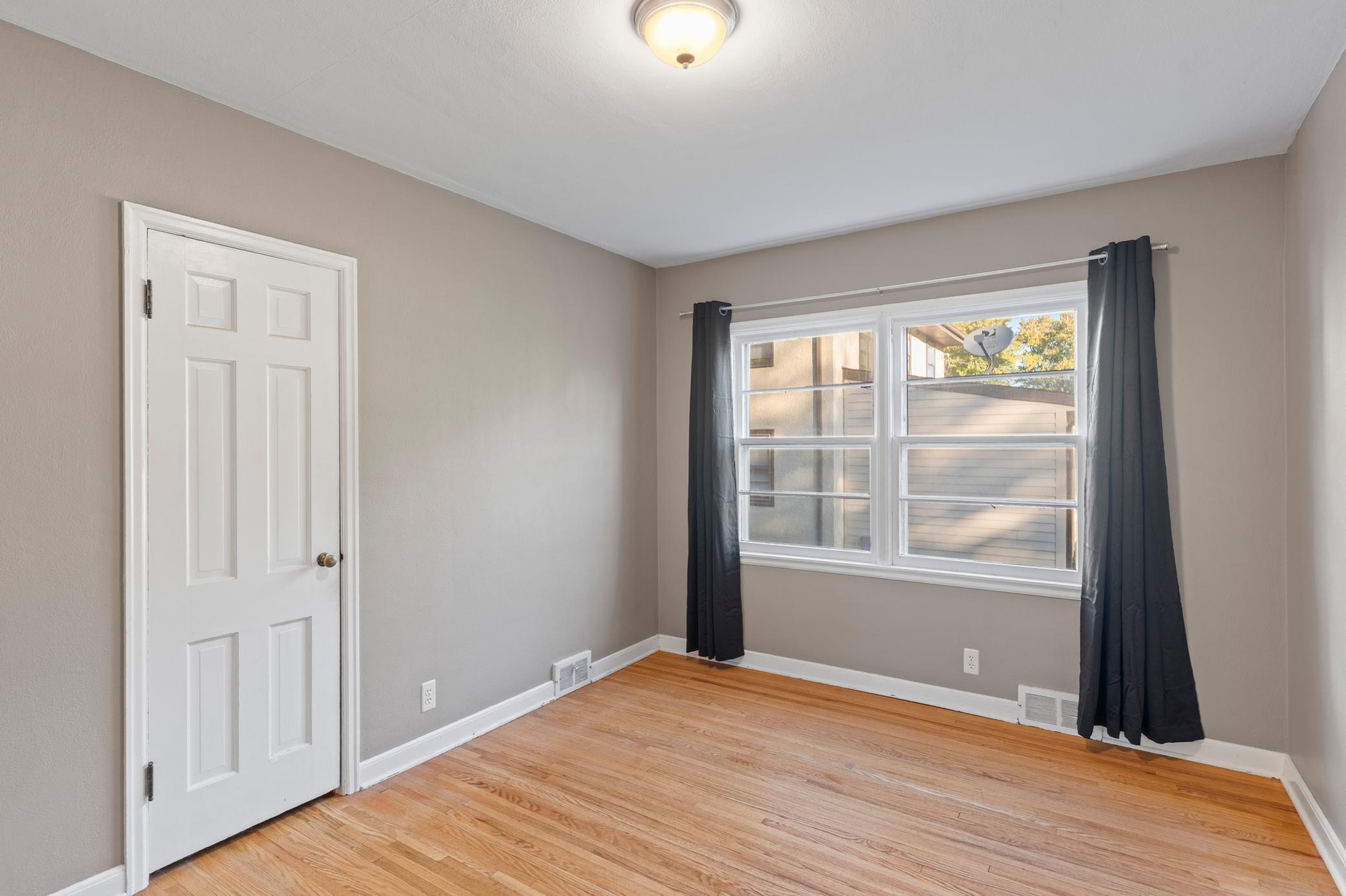 View of Residential at 1112 Seminole Avenue, West Saint Paul MN 55118, West Saint Paul (66 of 67) - Mike Wilen | Minnesota Team Real Estate