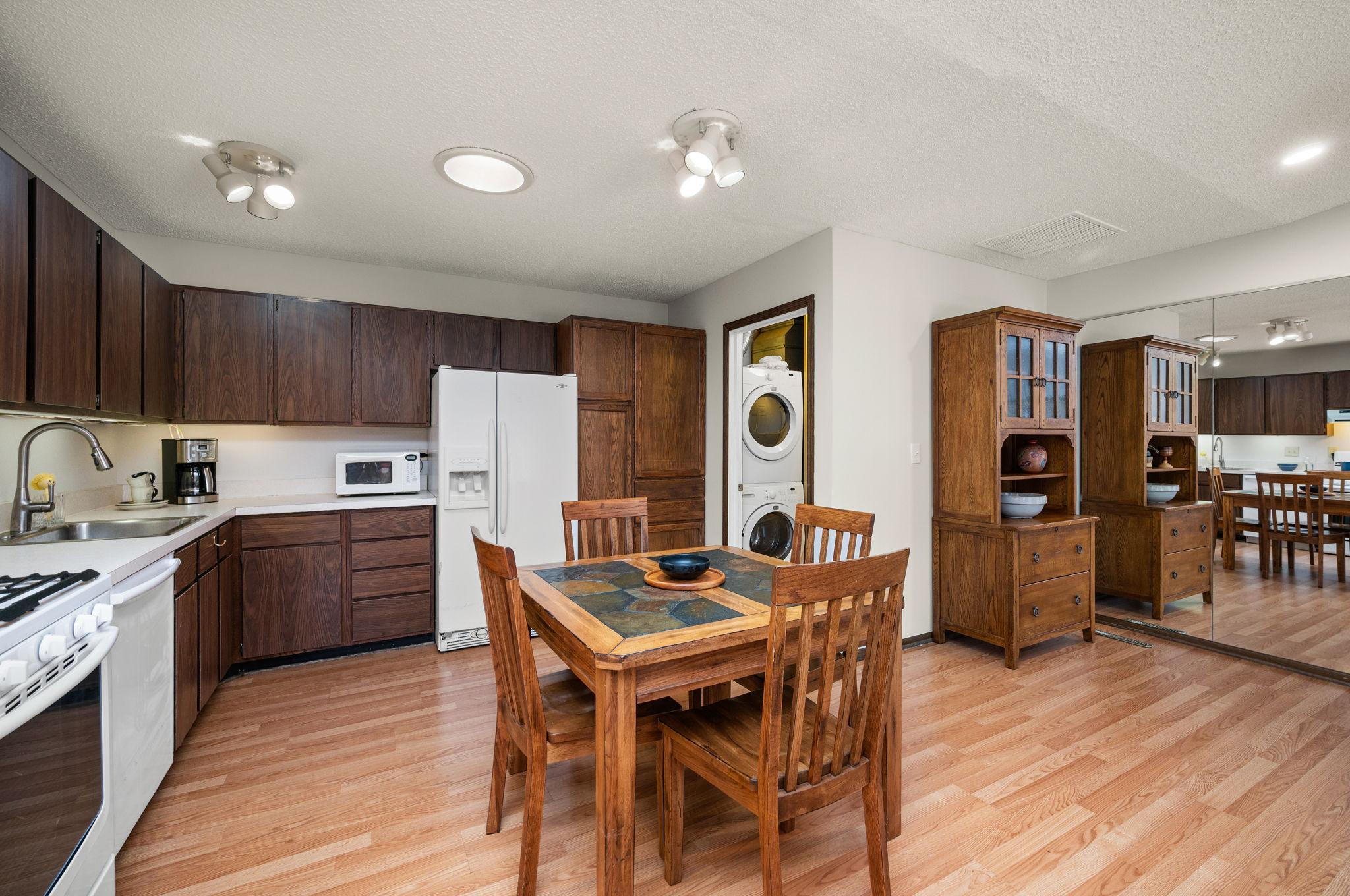View of Residential at 1070 Zanzibar Lane, Plymouth MN 55447, Plymouth (10 of 28) - Mike Wilen | Minnesota Team Real Estate